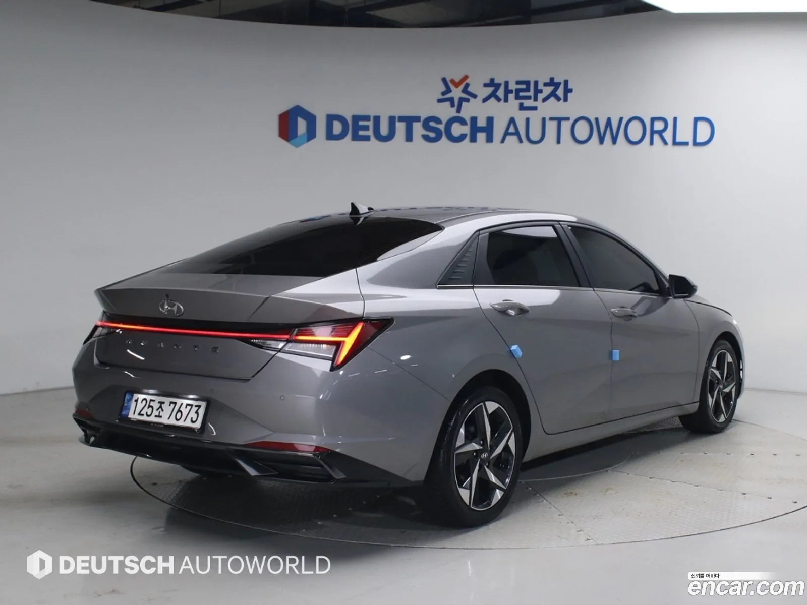 Hyundai Elantra 2021 — 18