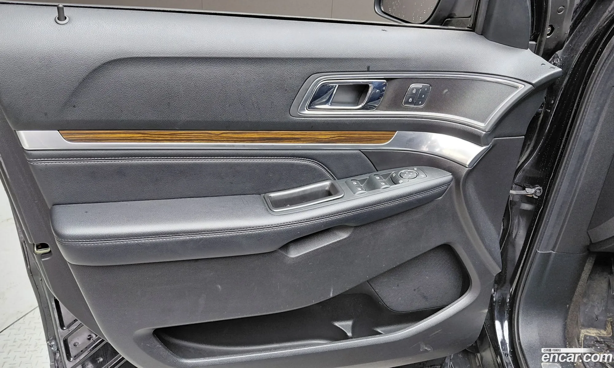 Ford Explorer 2018 — 4