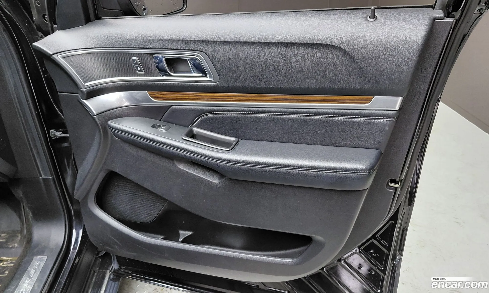 Ford Explorer 2018 — 16