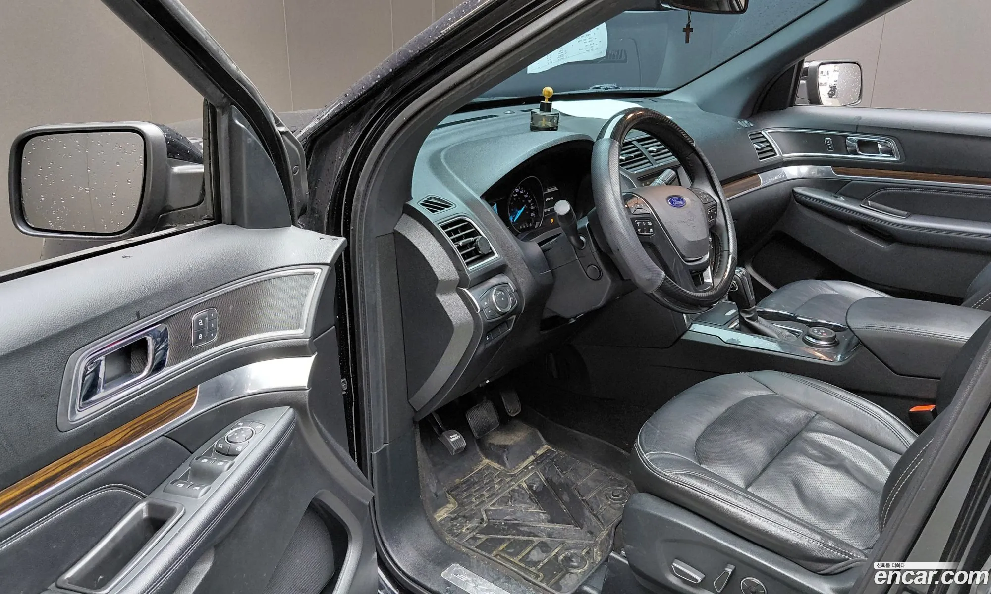 Ford Explorer 2018 — 21