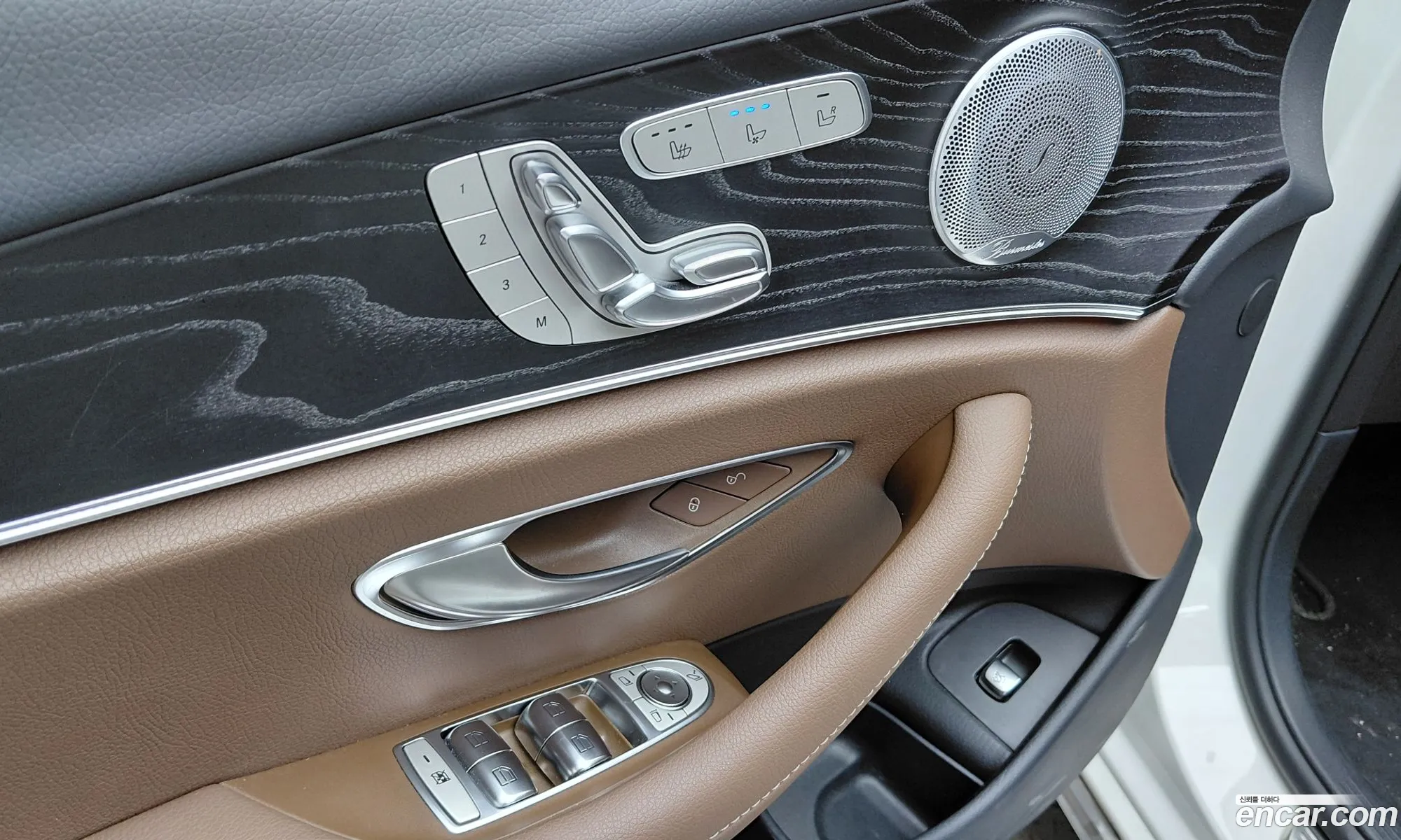 Mercedes-Benz E-Class W213 2019 WDDZF4JB9LA744178 — 17