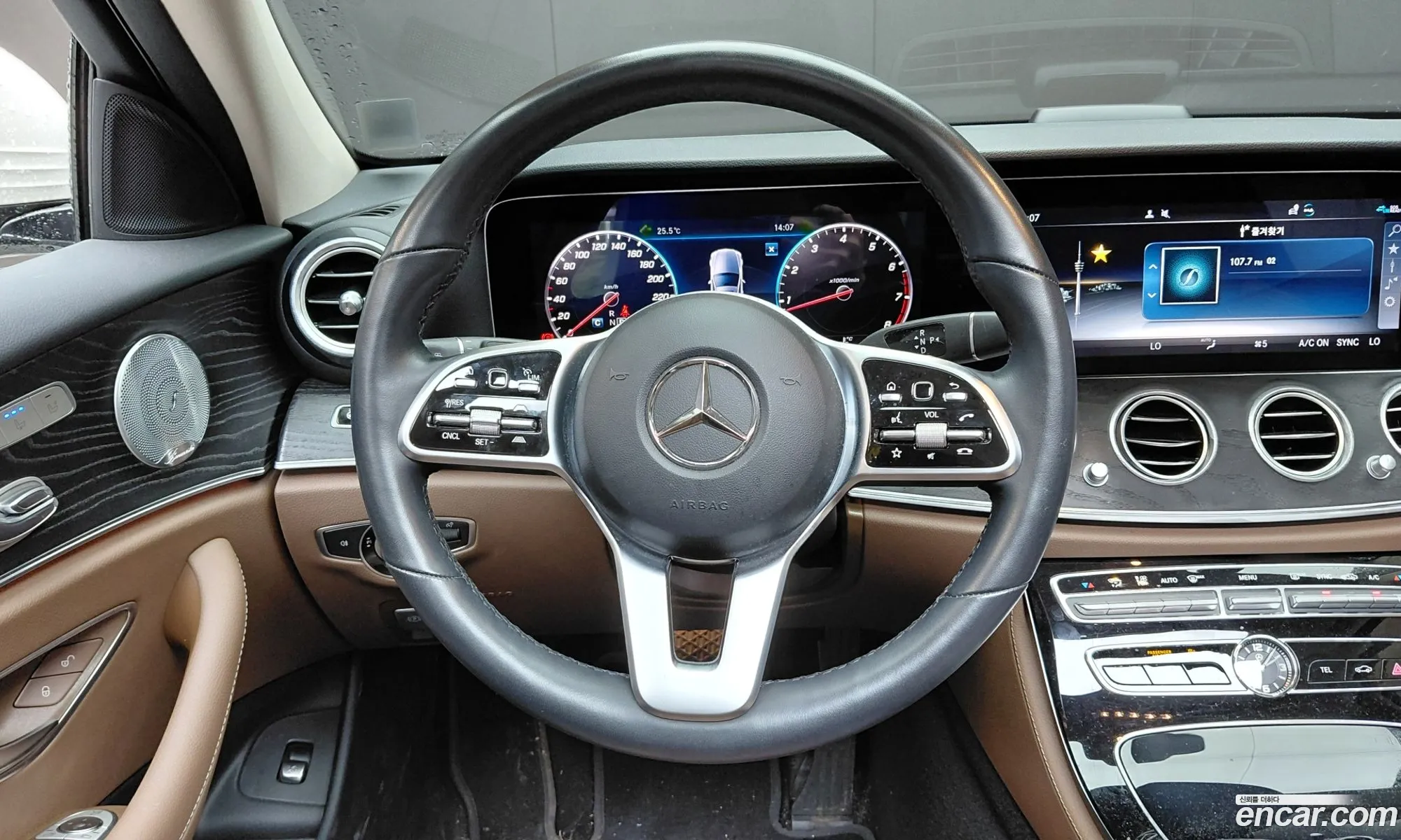 Mercedes-Benz E-Class W213 2019 WDDZF4JB9LA744178 — 11