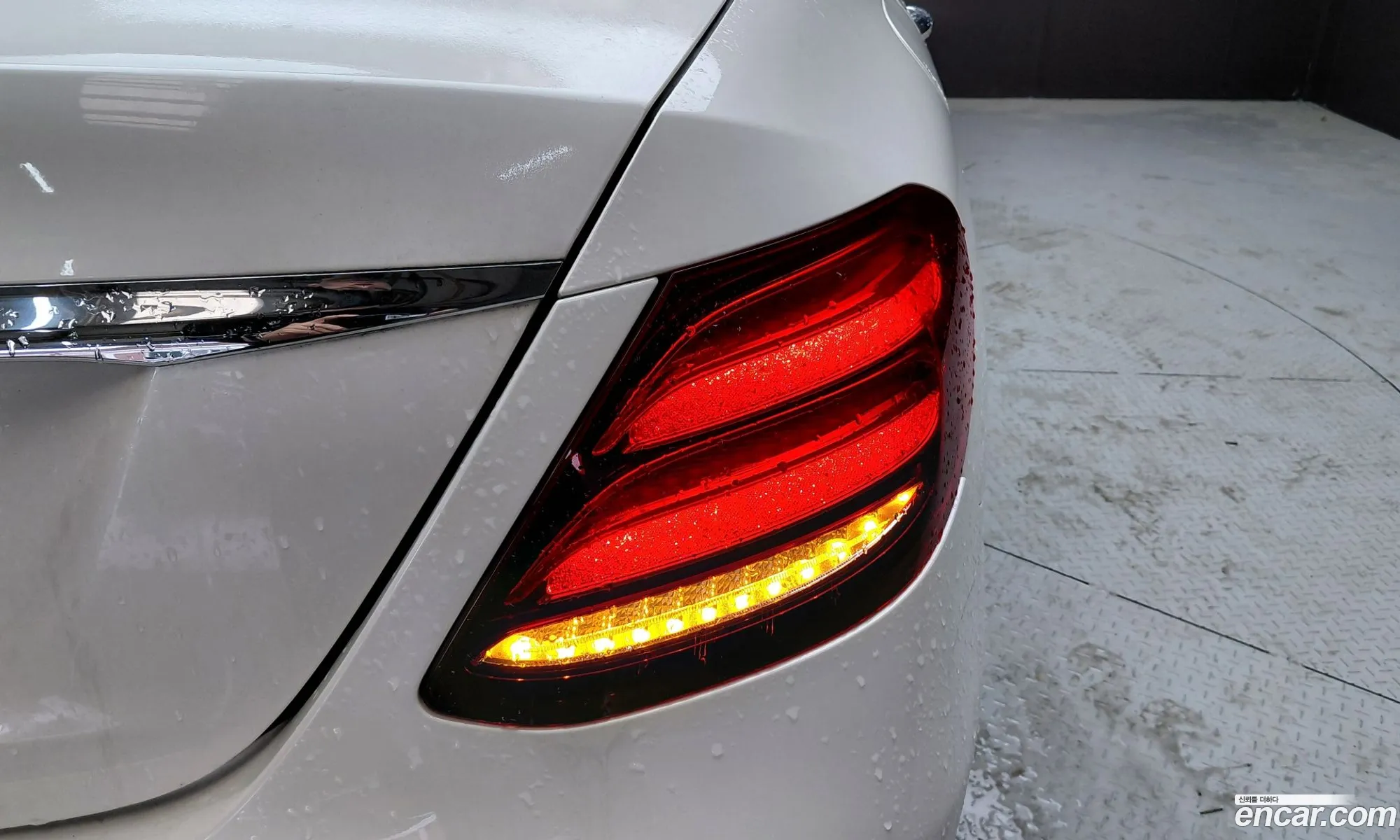 Mercedes-Benz E-Class W213 2019 WDDZF4JB9LA744178 — 13