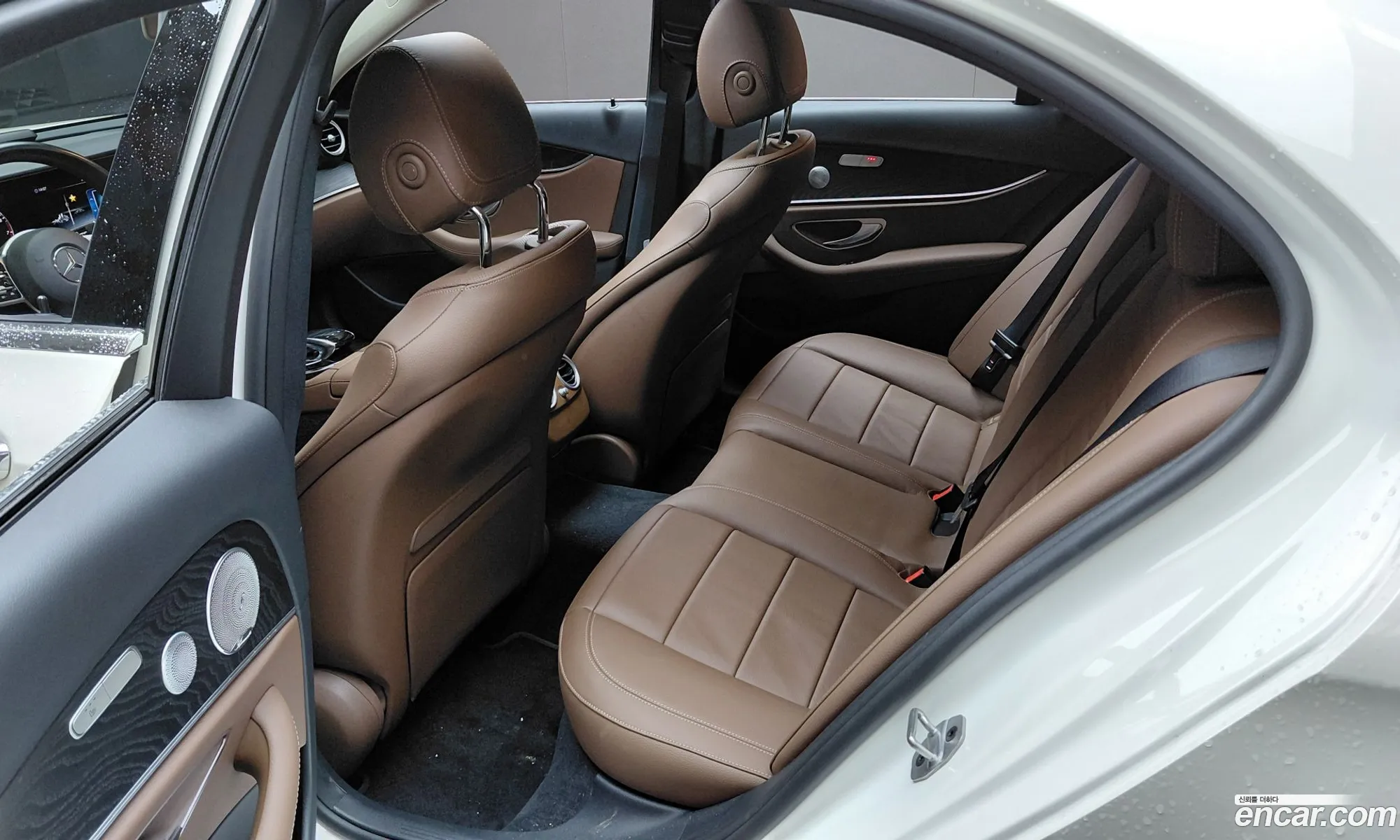 Mercedes-Benz E-Class W213 2019 WDDZF4JB9LA744178 — 23