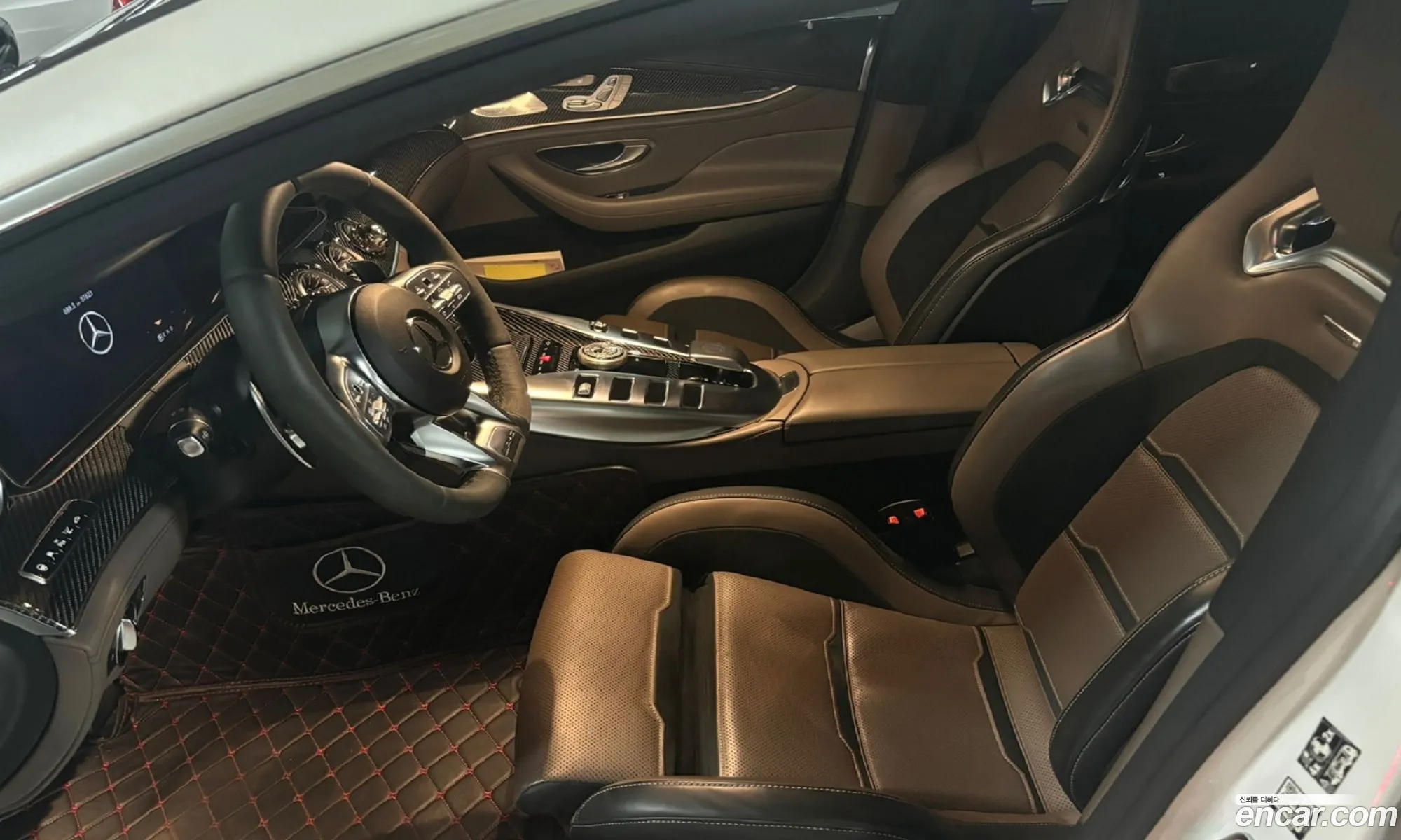 Mercedes-Benz AMG GT 2020 — 9