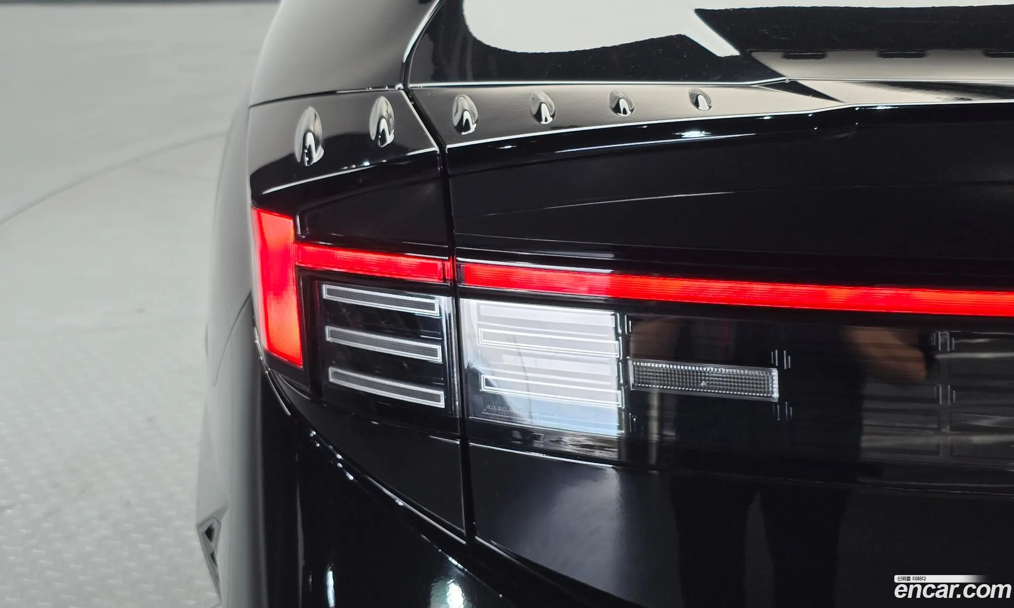 Hyundai Sonata the Edge 2023 — 28