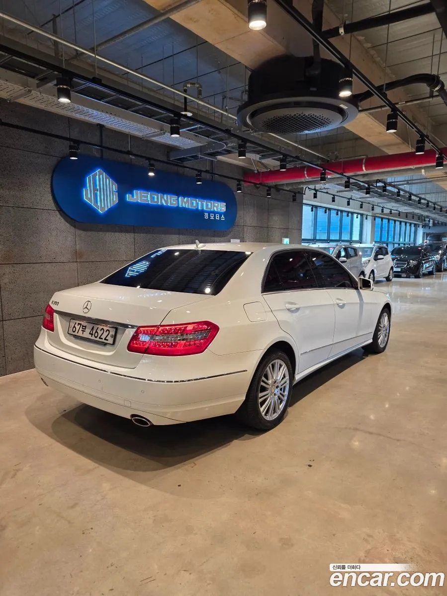 Mercedes-Benz E-Class W212 2011 — 8
