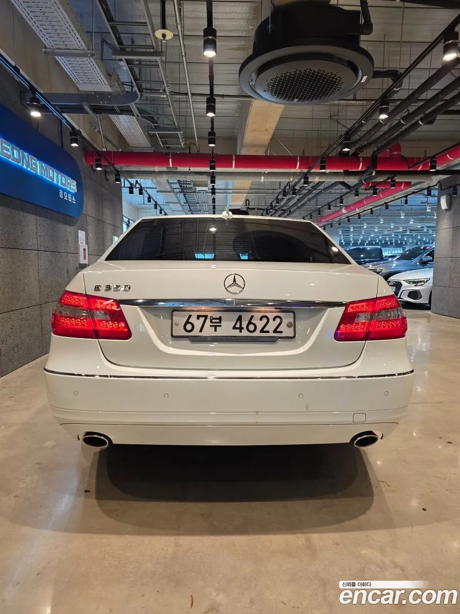 Mercedes-Benz E-Class W212 2011 — 15