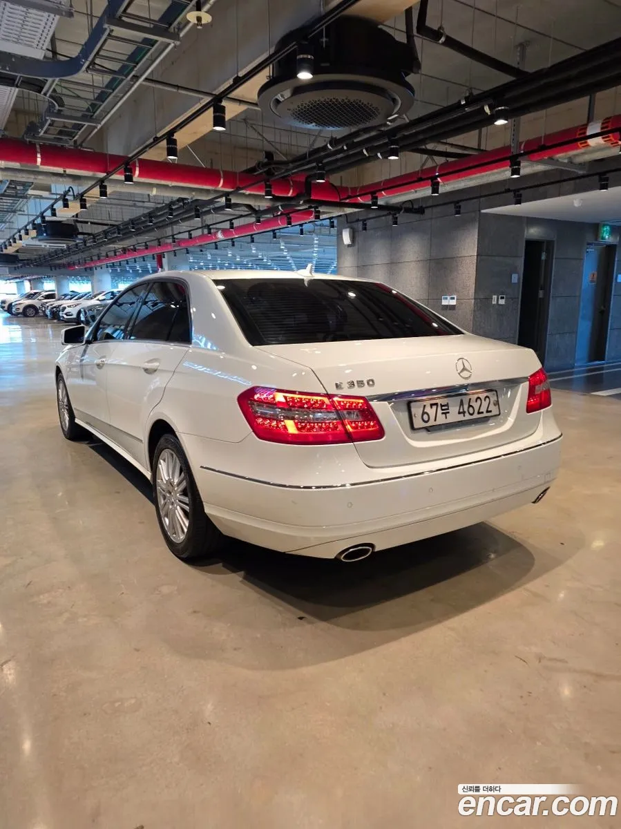 Mercedes-Benz E-Class W212 2011 — 12