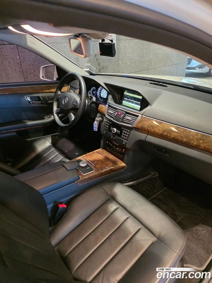 Mercedes-Benz E-Class W212 2011 — 6
