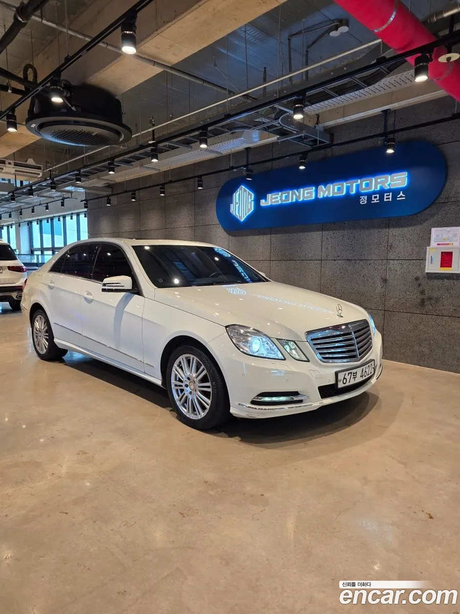 Mercedes-Benz E-Class W212 2011 — 3