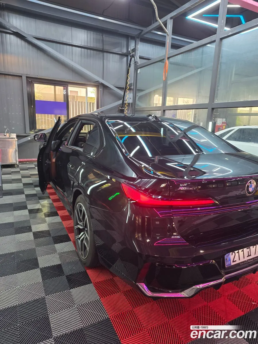 BMW 7 Series 2024 — 2