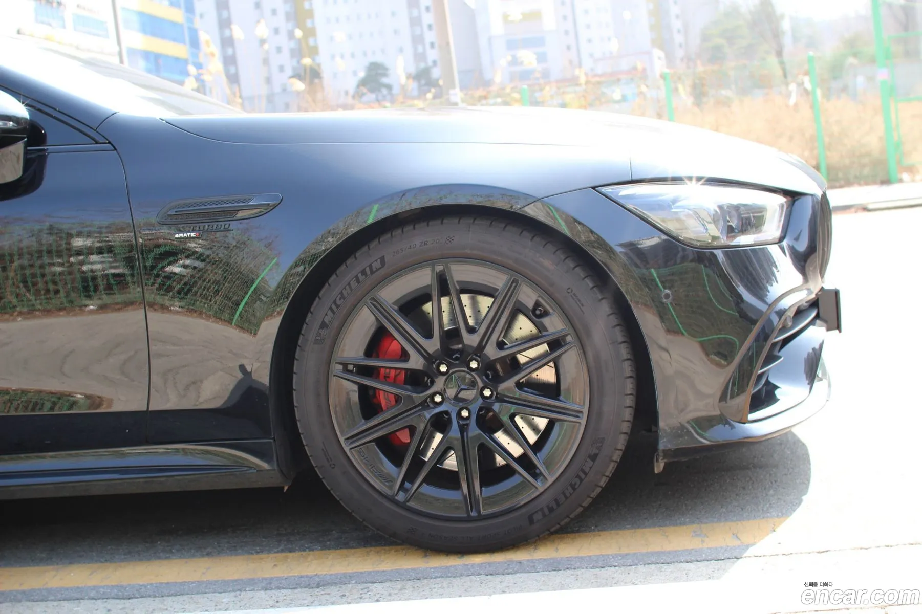 Mercedes-Benz AMG GT 2023 — 14