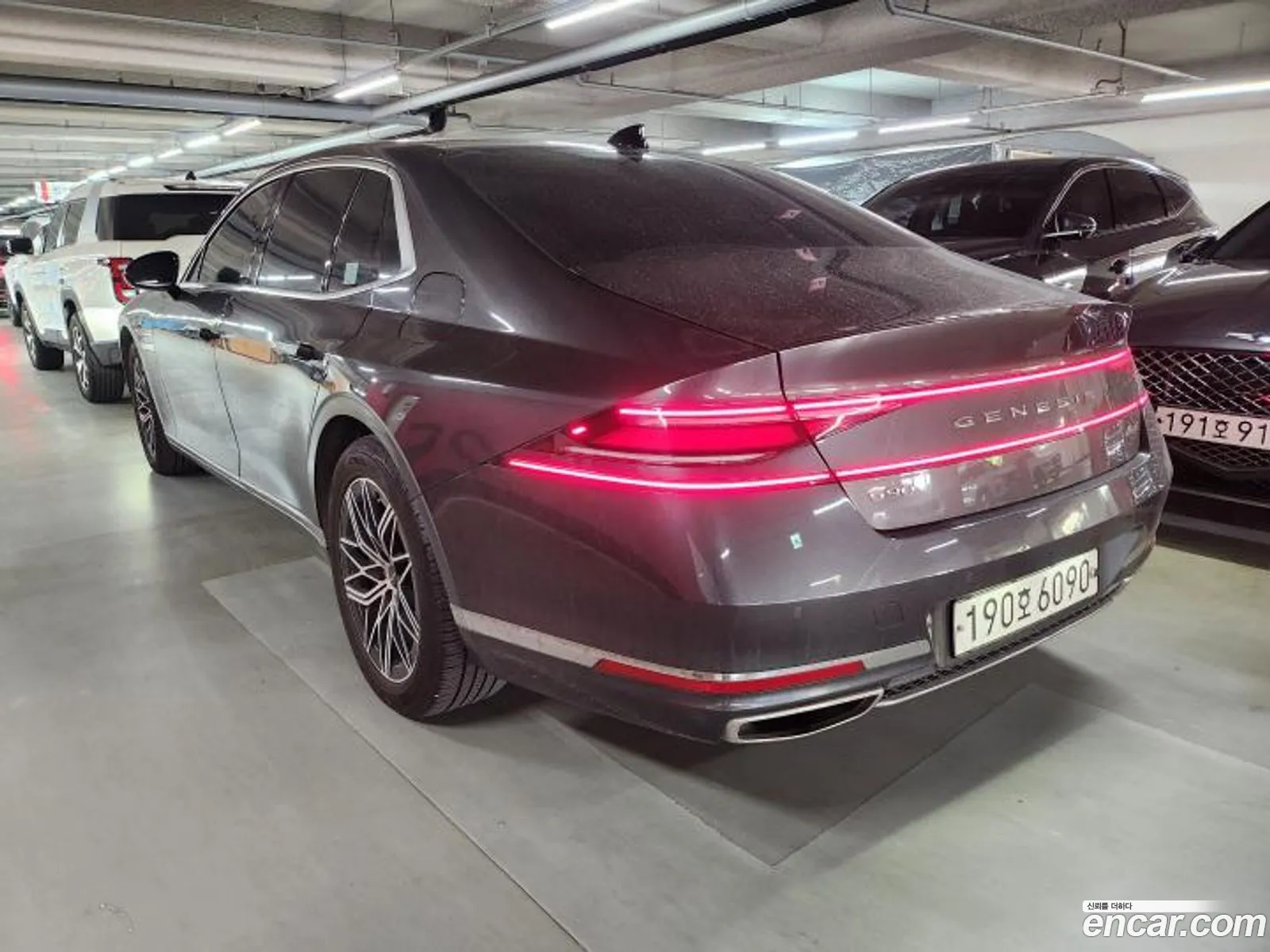 Genesis G90 2022 — 2