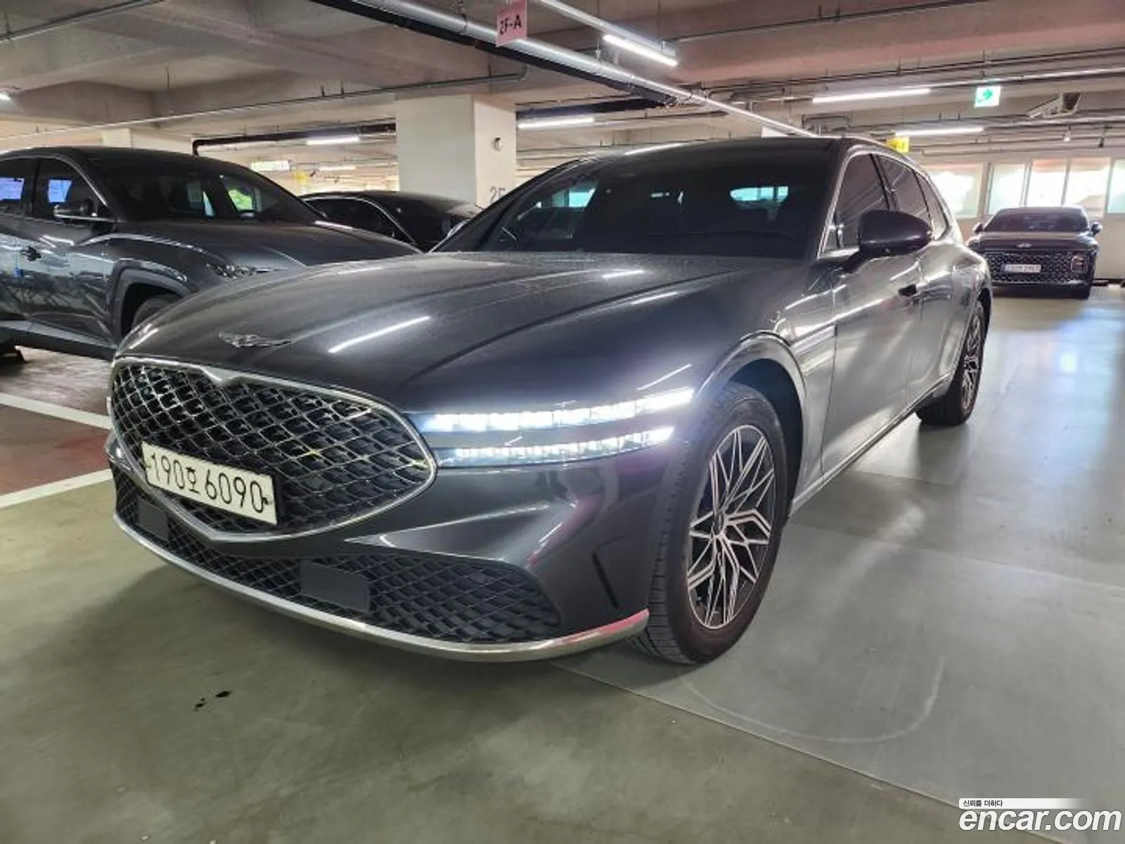 Genesis G90 2022 — 17
