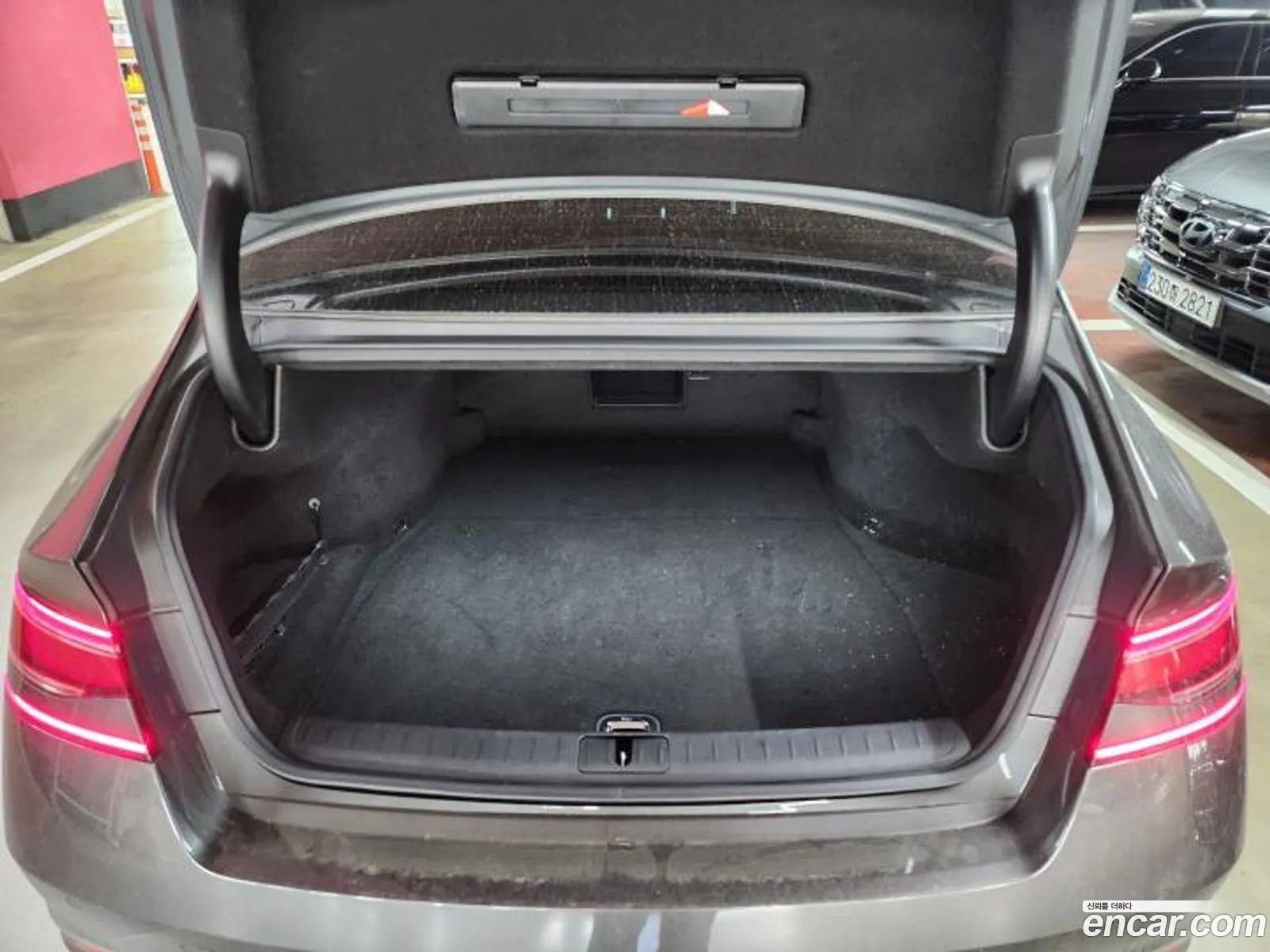 Genesis G90 2022 — 16