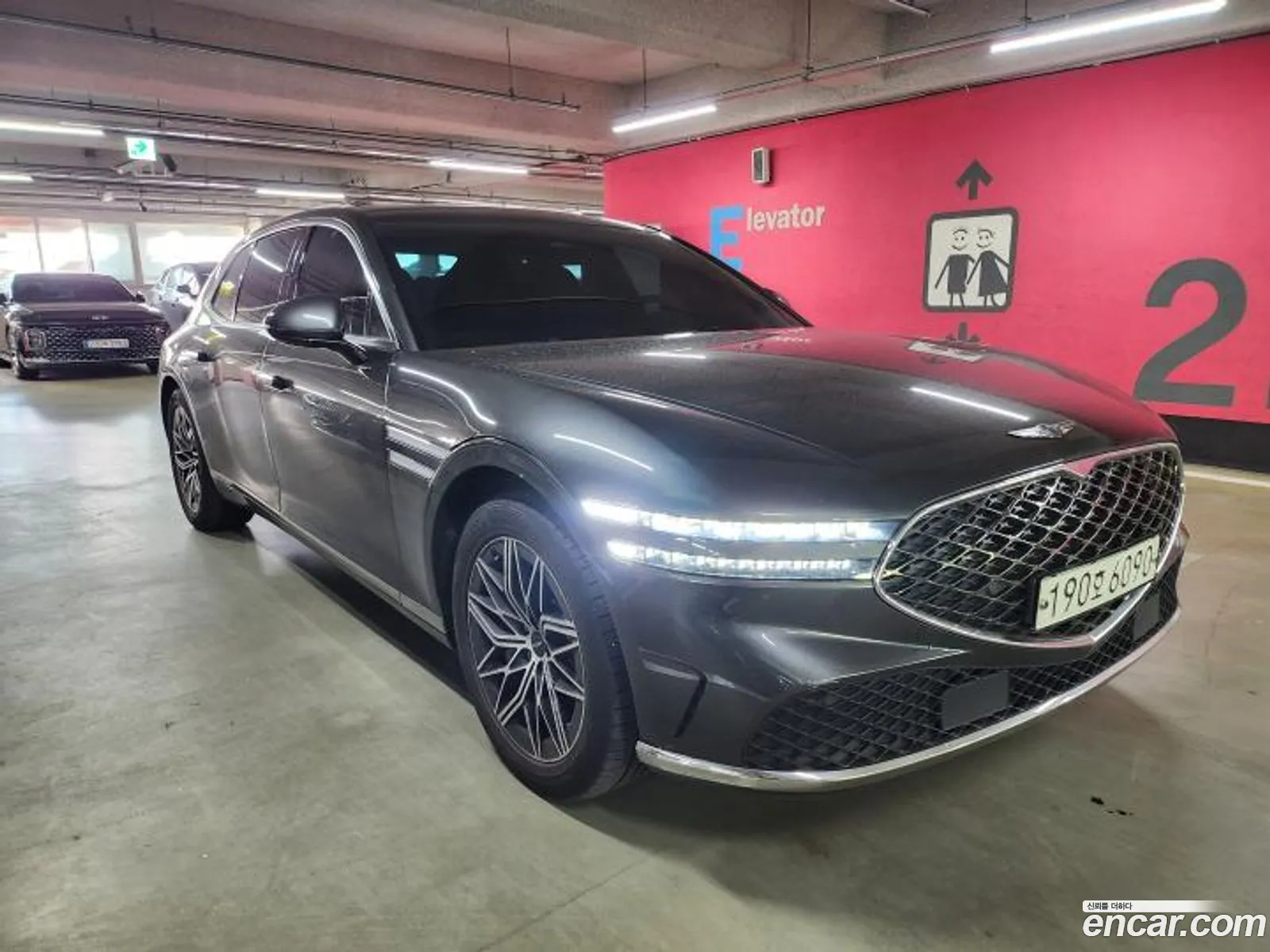 Genesis G90 2022 — 14