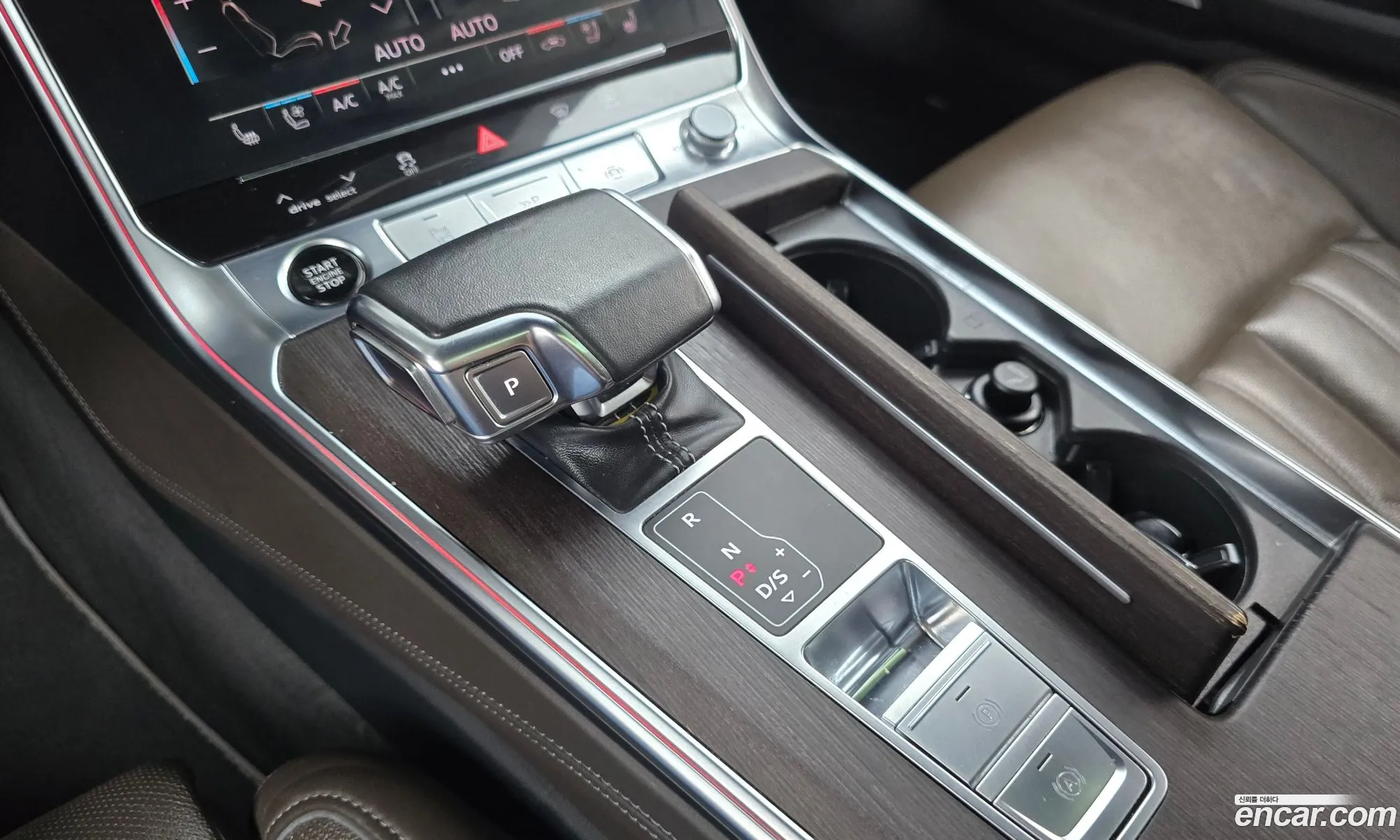 Audi A7 2022 WAUZZZF20NN047742 — 25
