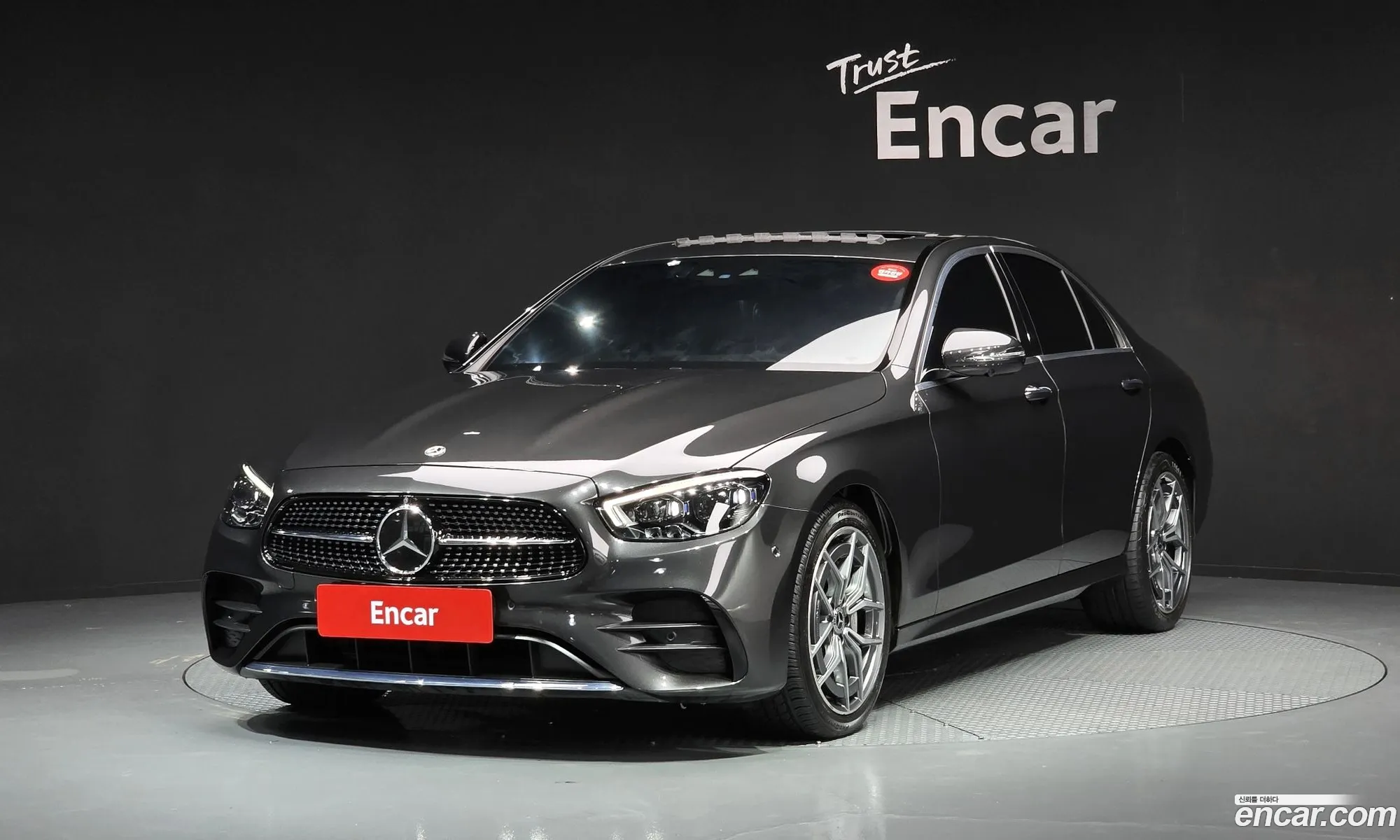 Mercedes-Benz E-Class W213 2022 — 26