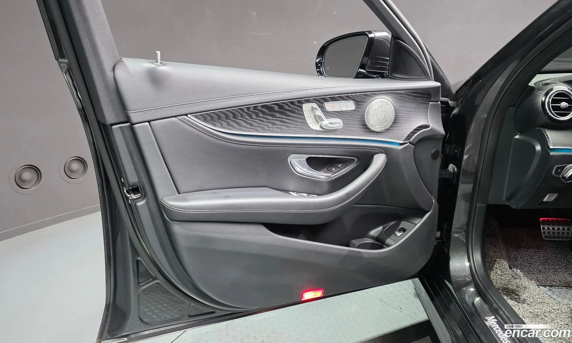 Mercedes-Benz E-Class W213 2022 — 9