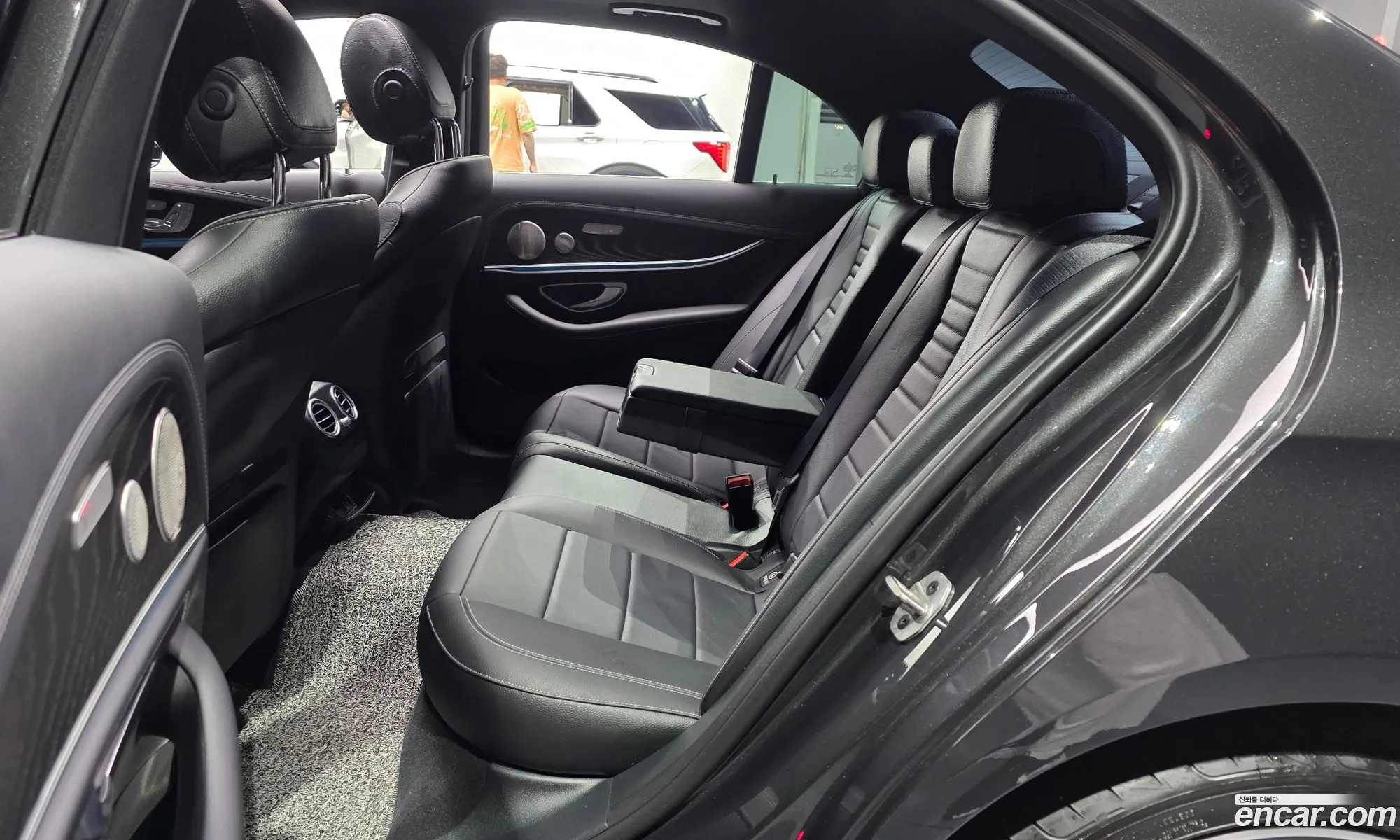 Mercedes-Benz E-Class W213 2022 — 16
