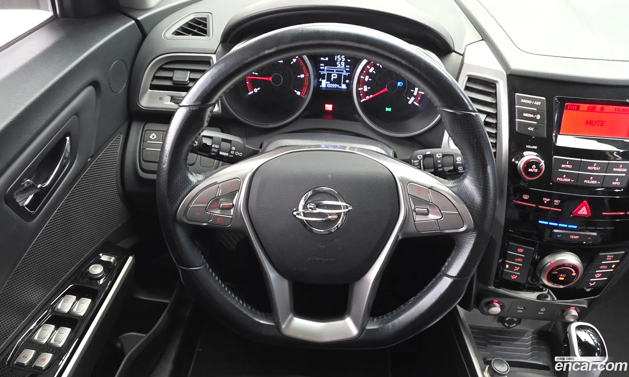 KG Mobility (SsangYong) Tivoli 2015 — 28