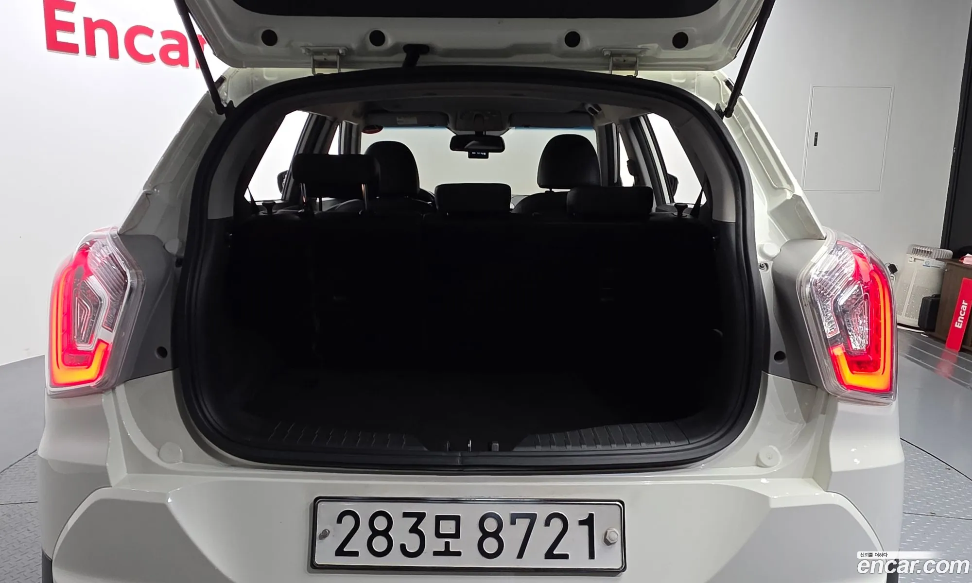 KG Mobility (SsangYong) Tivoli 2015 — 10