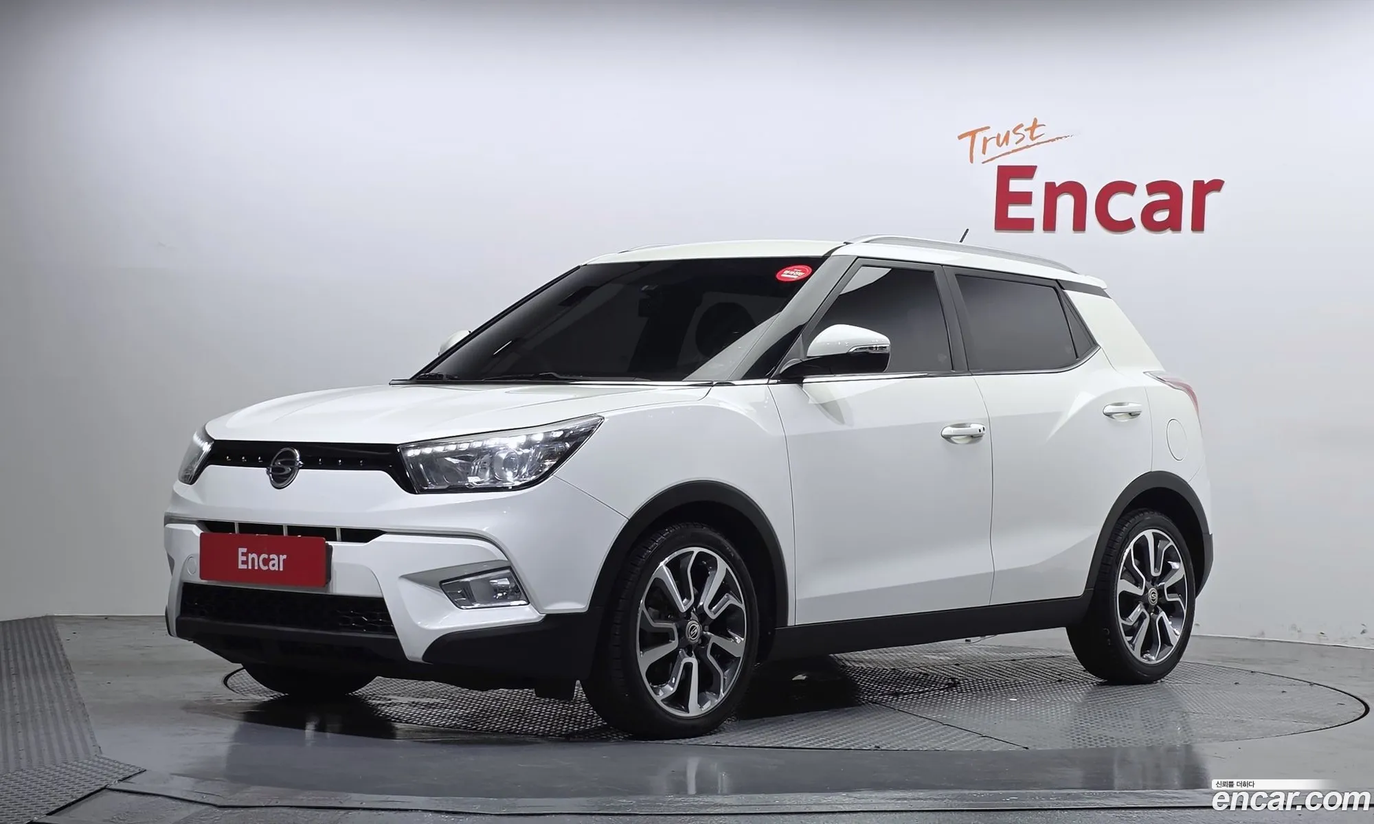 KG Mobility (SsangYong) Tivoli 2015 — 26