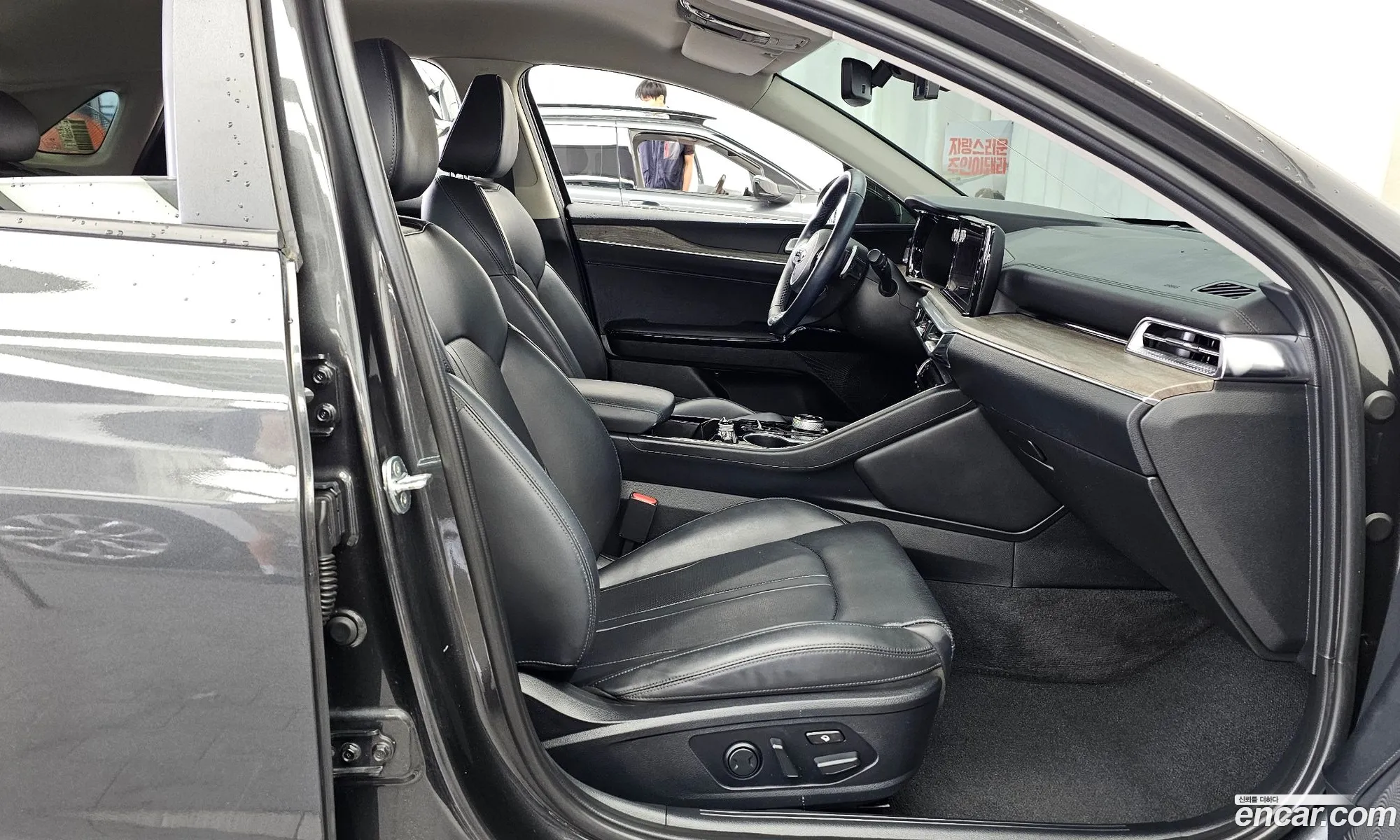 Kia K5 2020 — 17