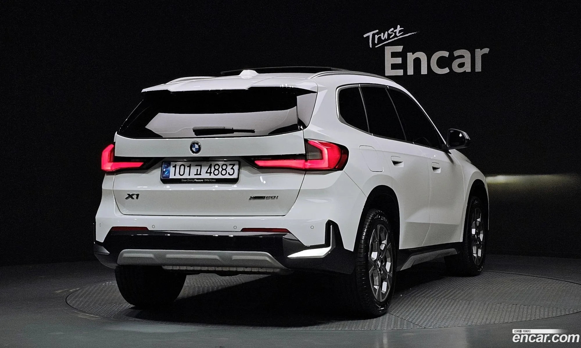 BMW X1 2024 WBA51EE07R5025449 — 24