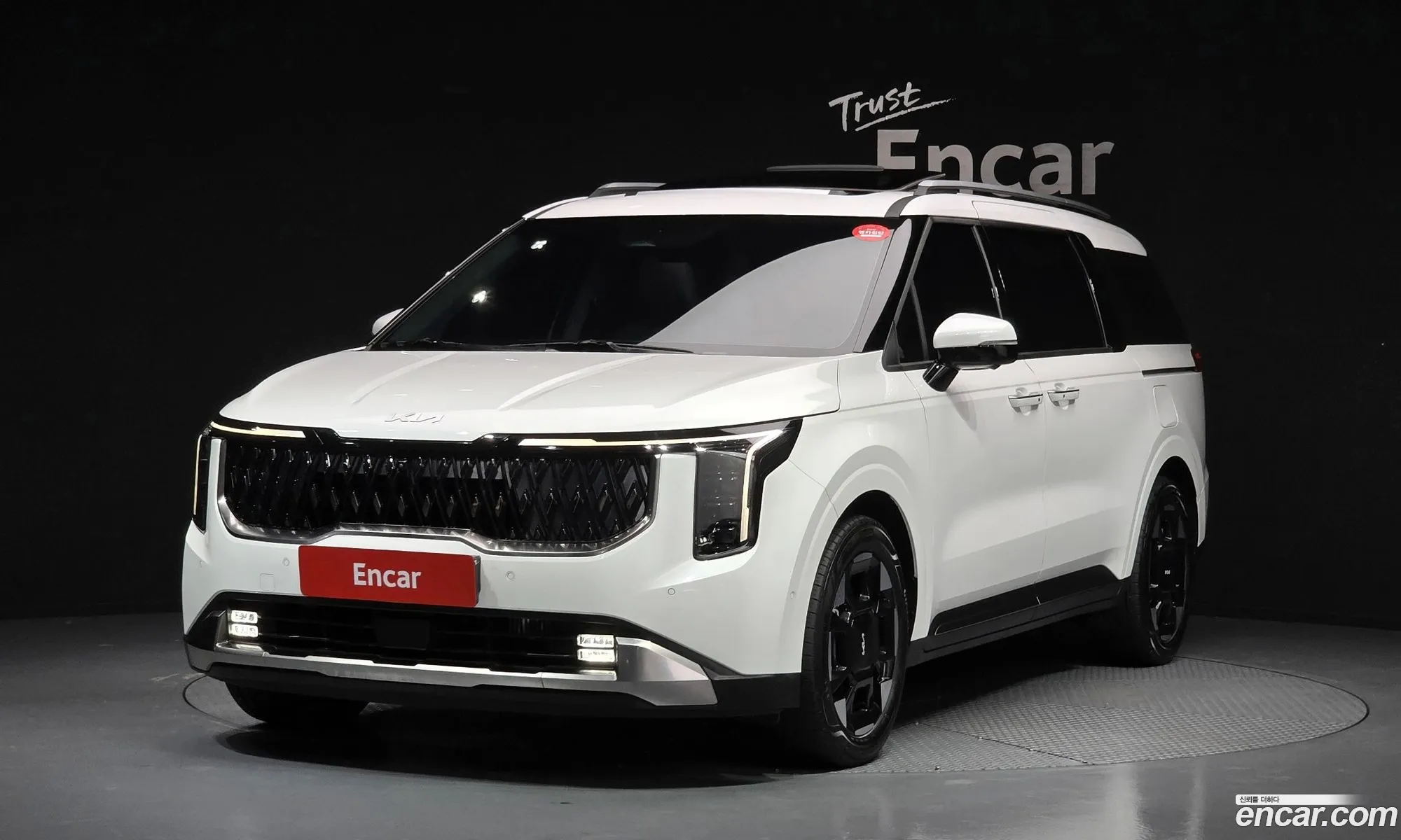 Kia Carnival 2024 — 4