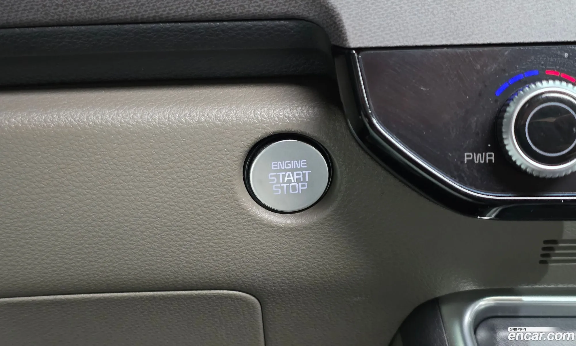 Kia Carnival 2024 — 23