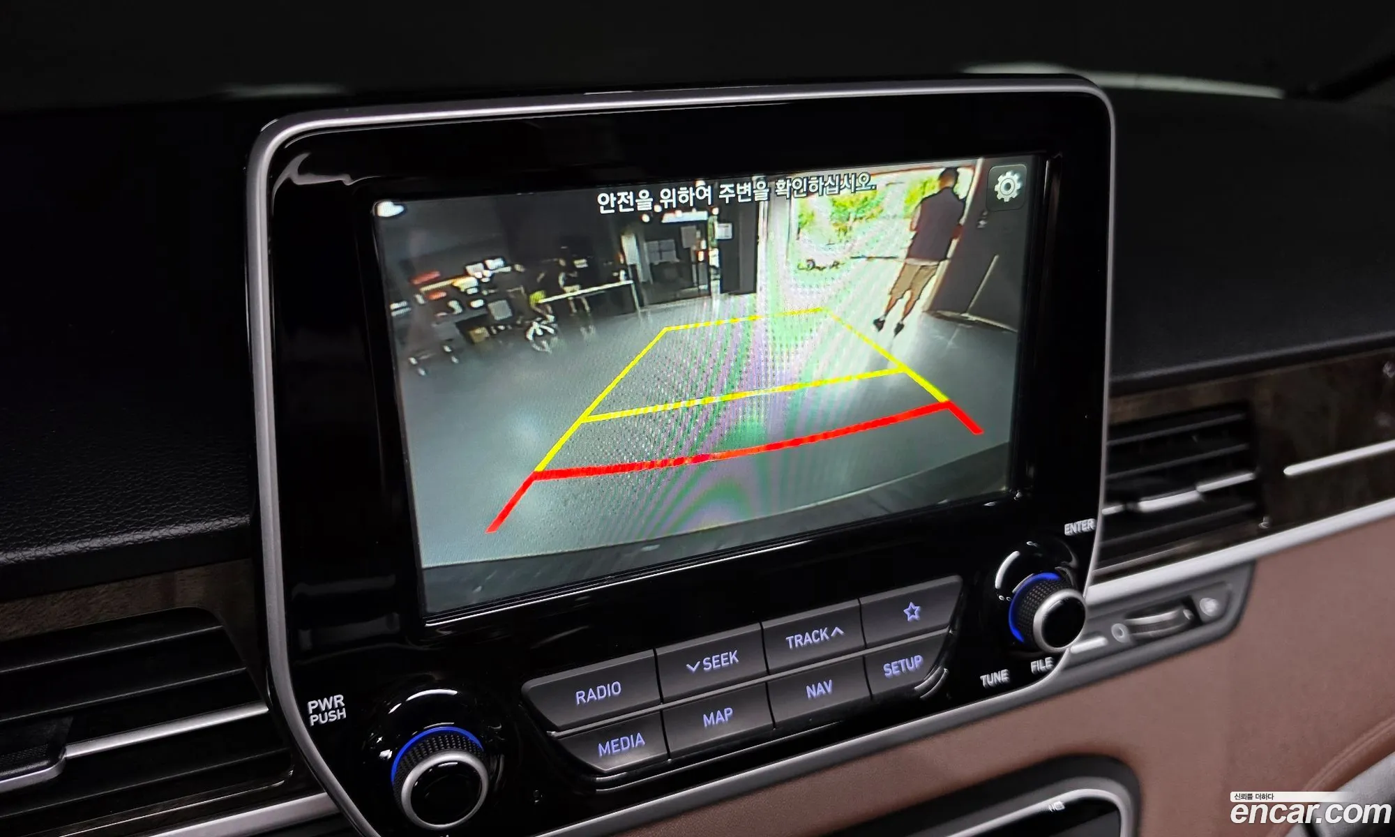Hyundai Grand Starex 2020 — 10