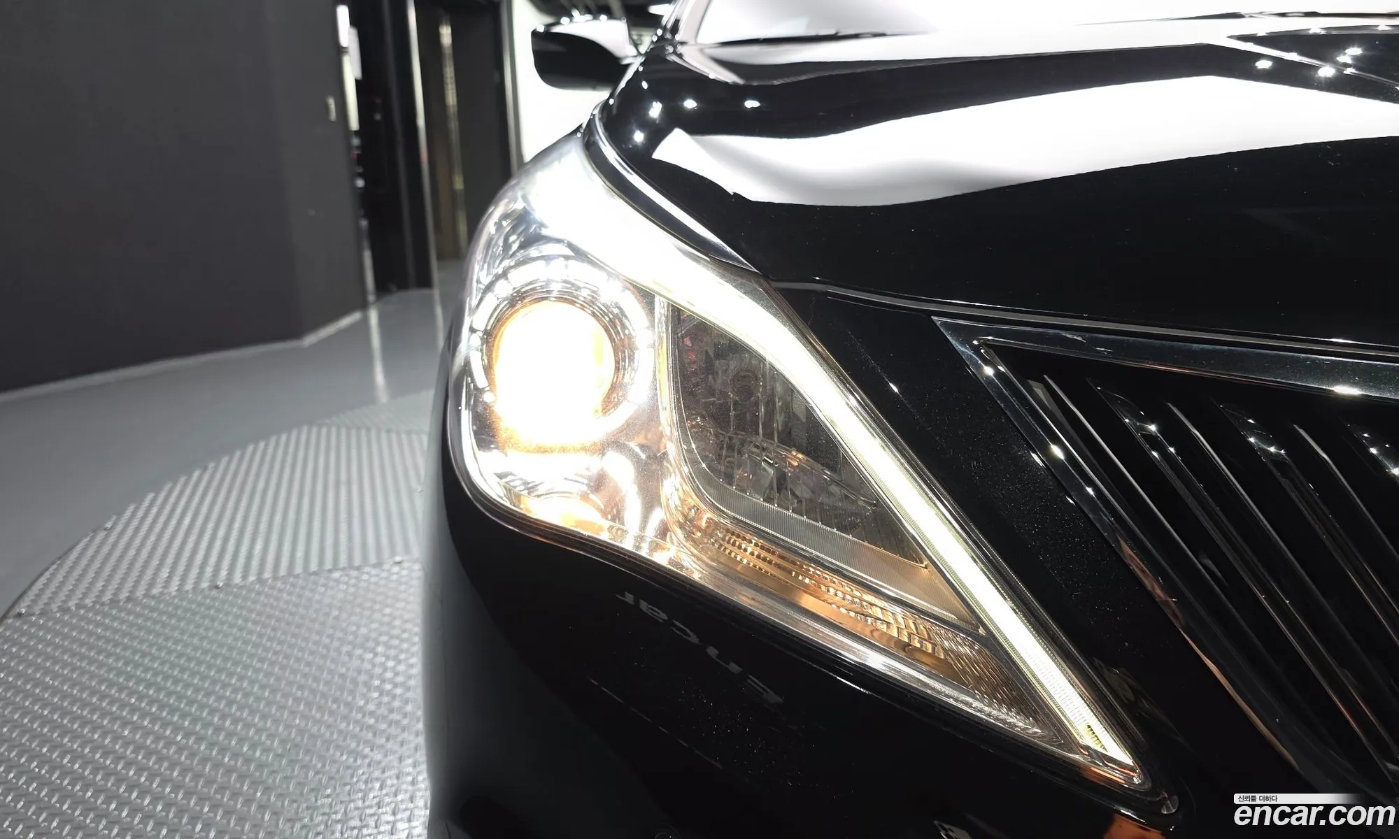 Hyundai Grandeur HG 2012 — 26