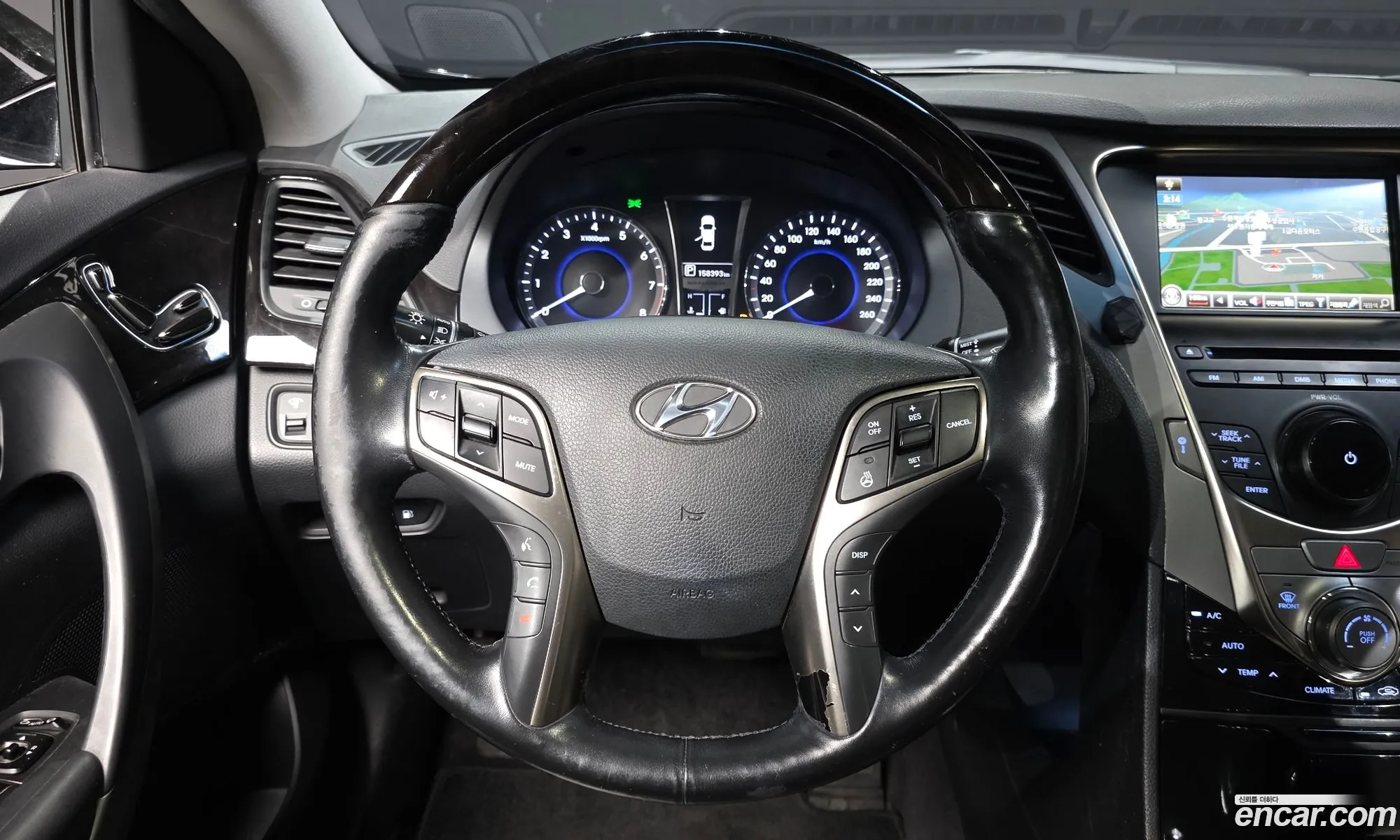 Hyundai Grandeur HG 2012 — 15