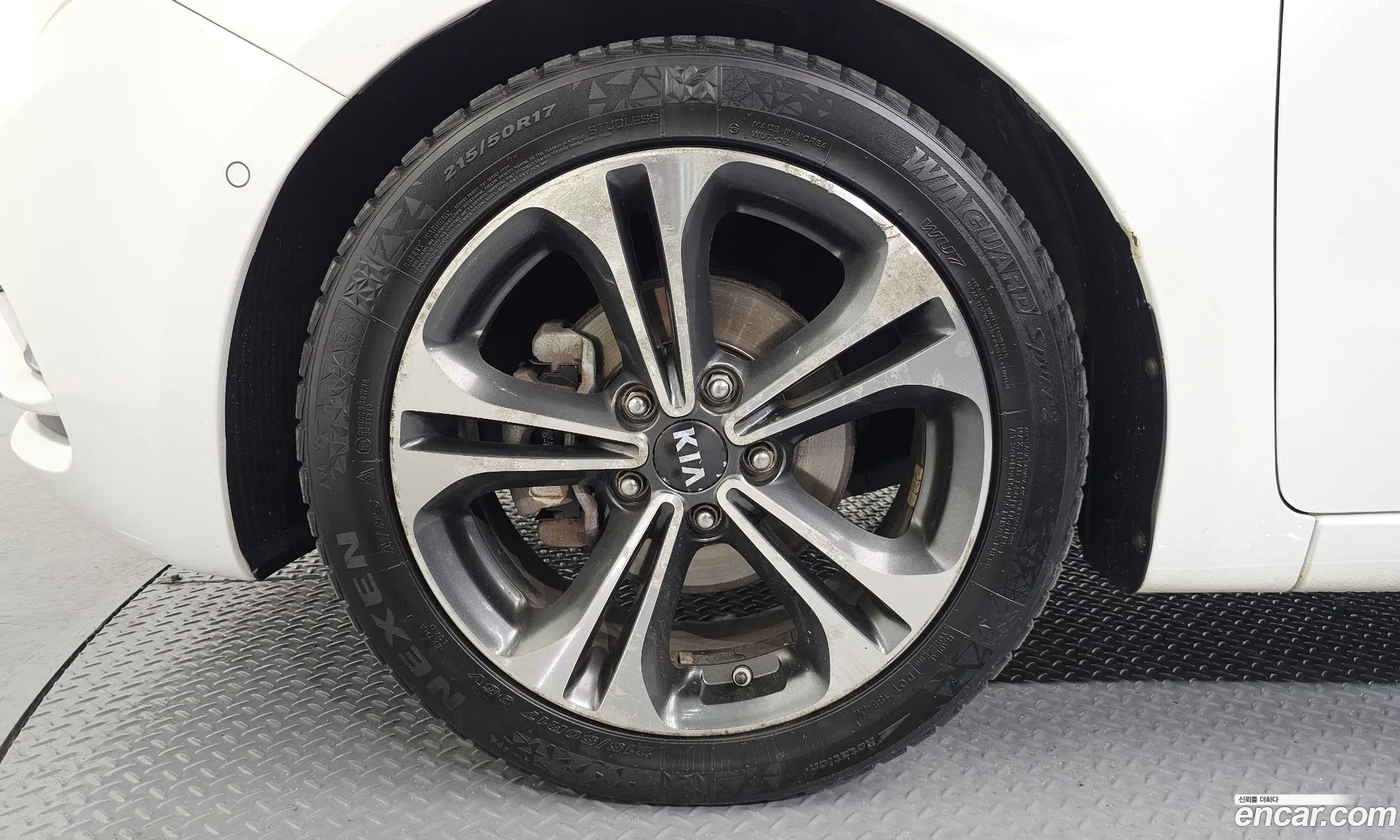 Kia K3 2012 — 6