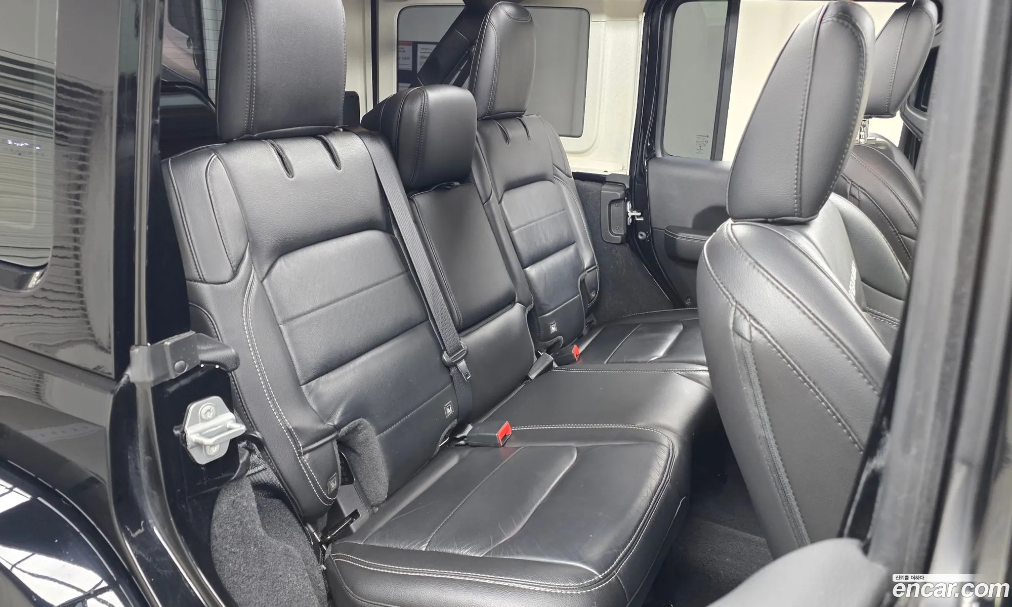 Jeep Wrangler 2021 1C4HJXEN3MW667449 — 18