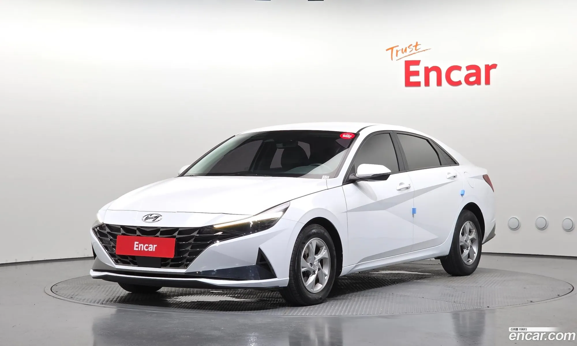 Hyundai Elantra 2020 — 25