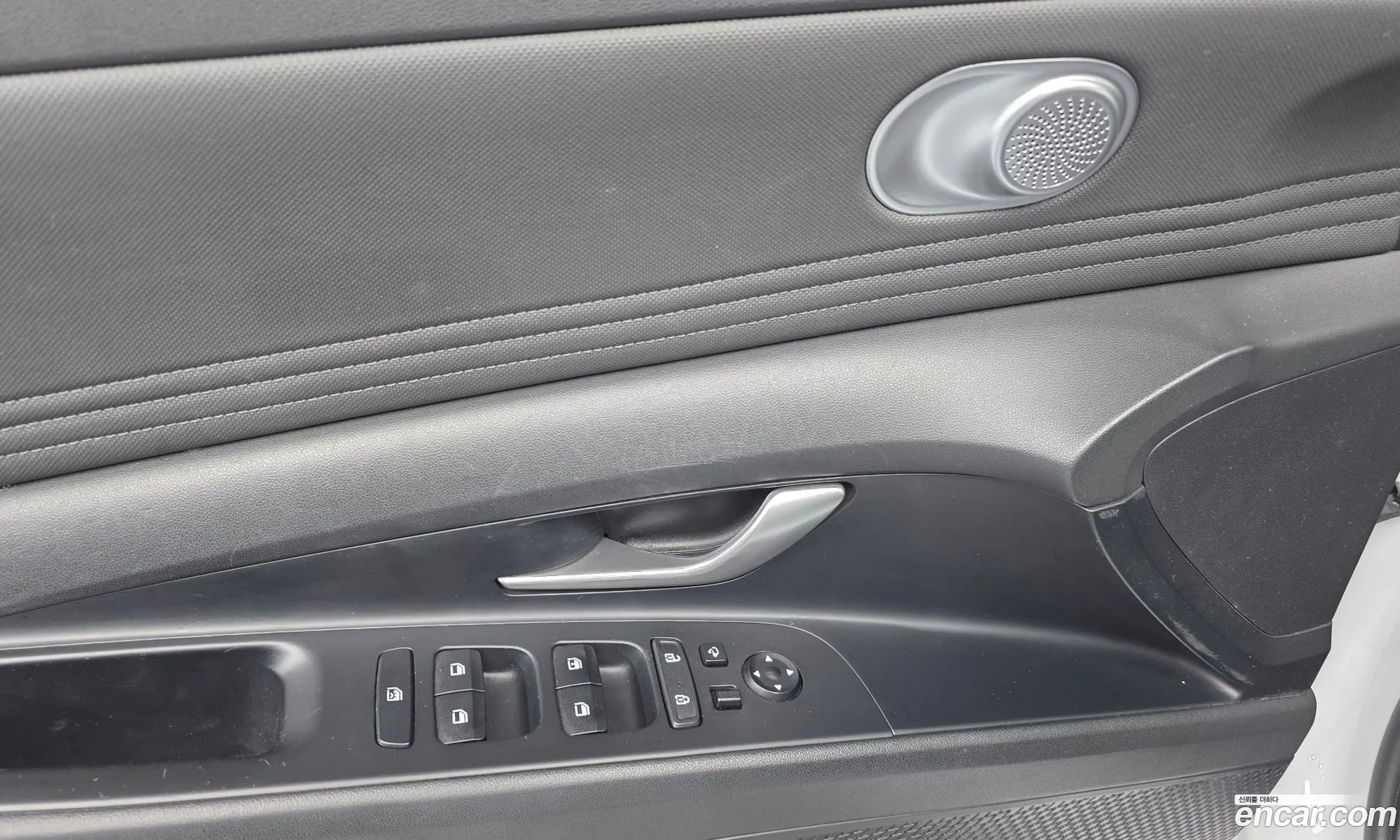 Hyundai Elantra 2020 — 4