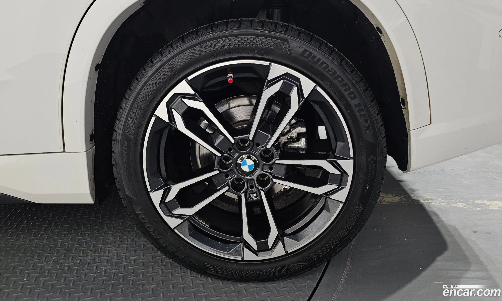 BMW X1 2024 WBA11EG06R5030055 — 9