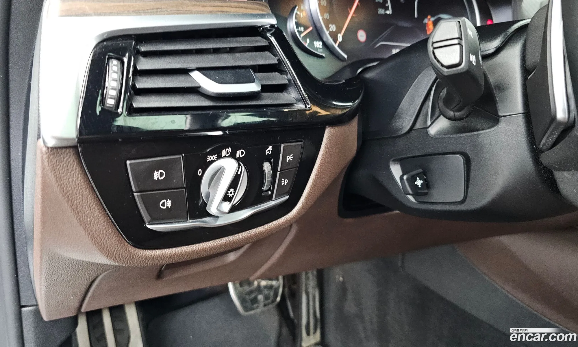 BMW 5 Series 2017 WBAJD3101HWC12648 — 33