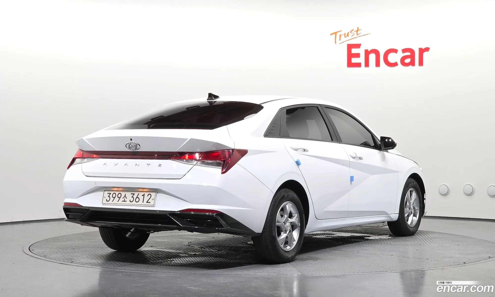 Hyundai Elantra 2020 — 3