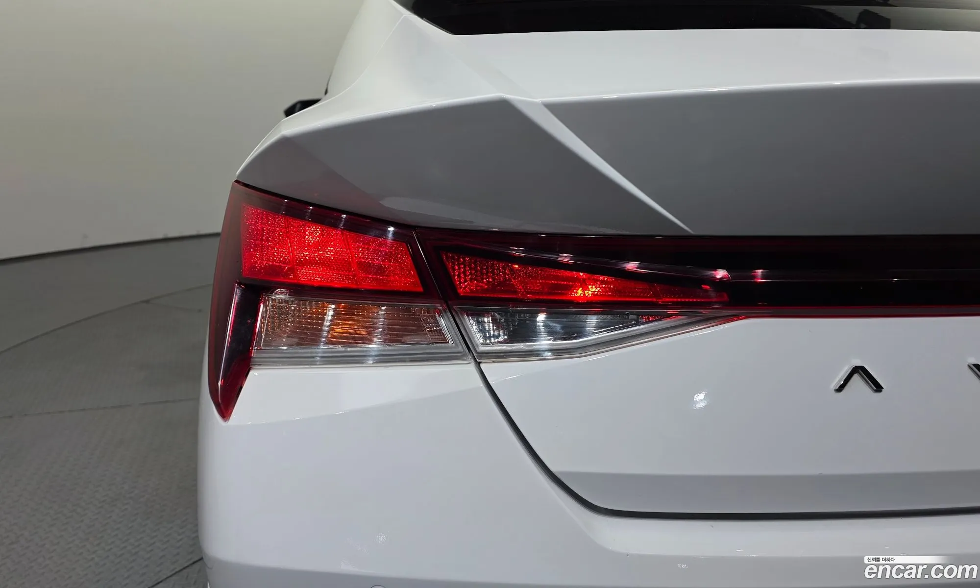Hyundai Elantra 2020 — 5