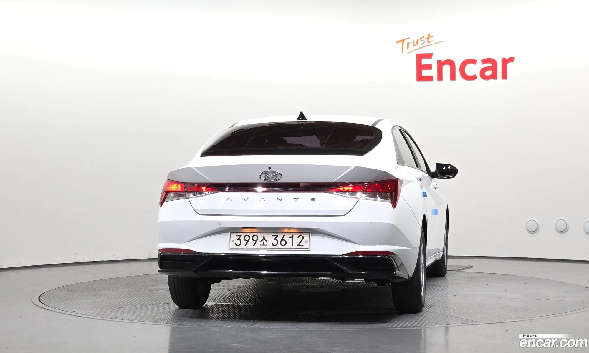Hyundai Elantra 2020 — 4