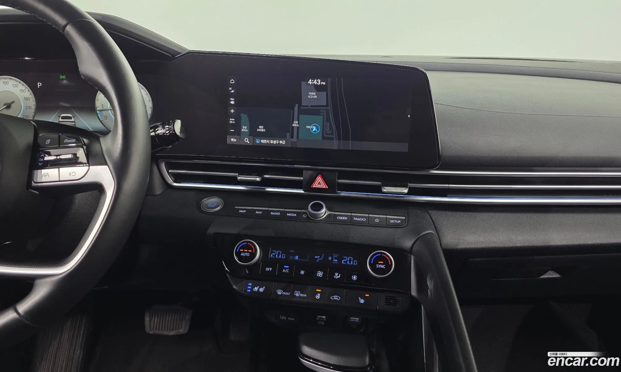 Hyundai Elantra 2020 — 19