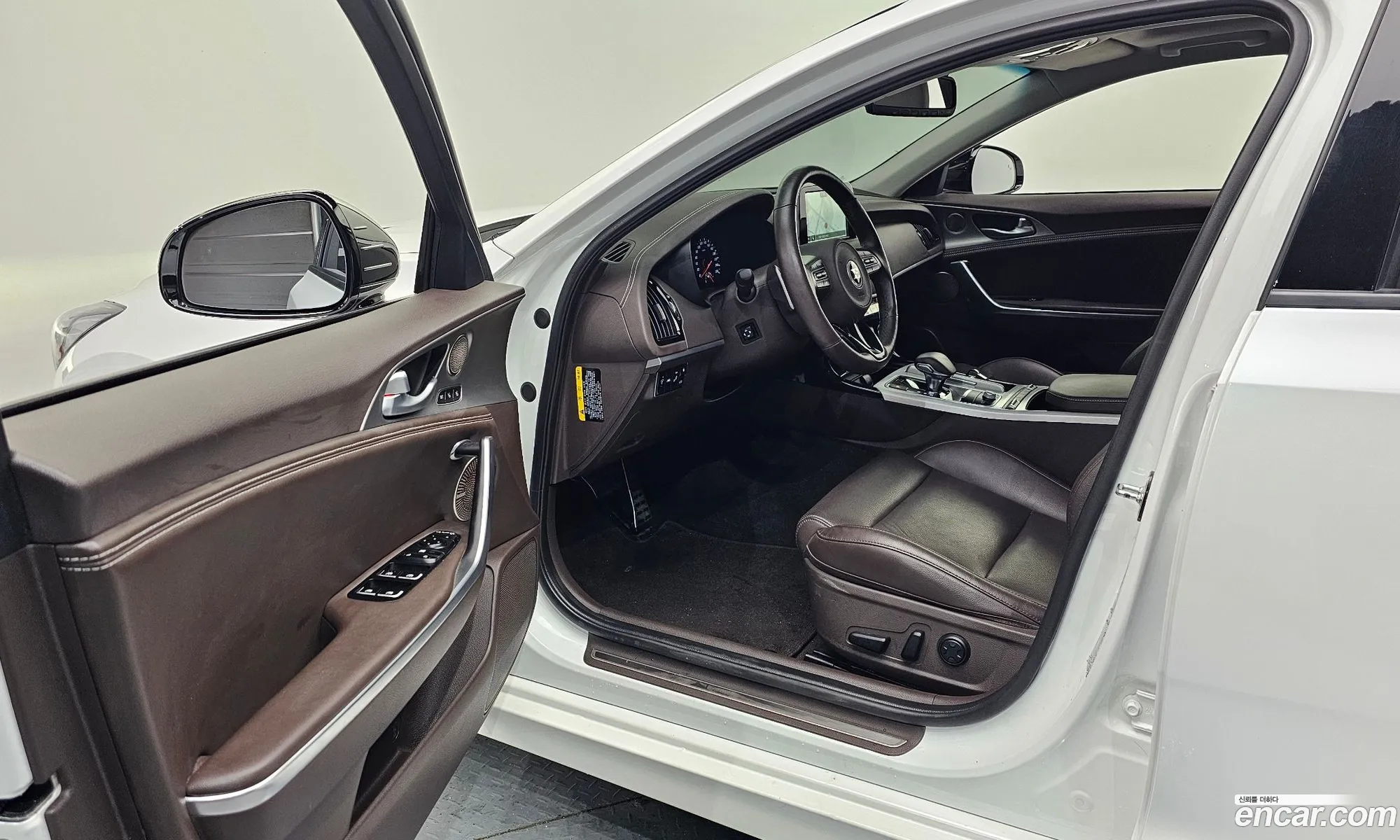 Kia Stinger 2018 — 16