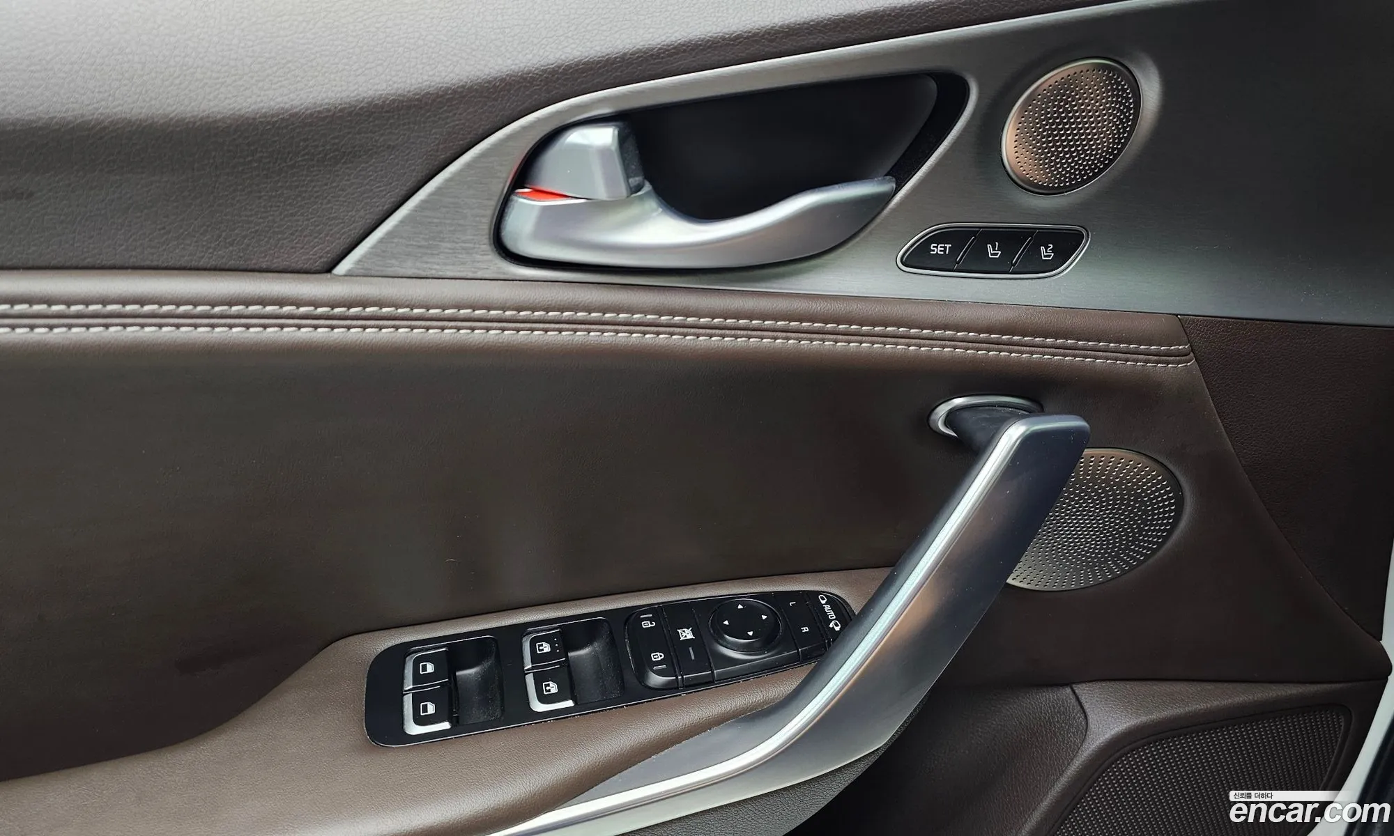 Kia Stinger 2018 — 26