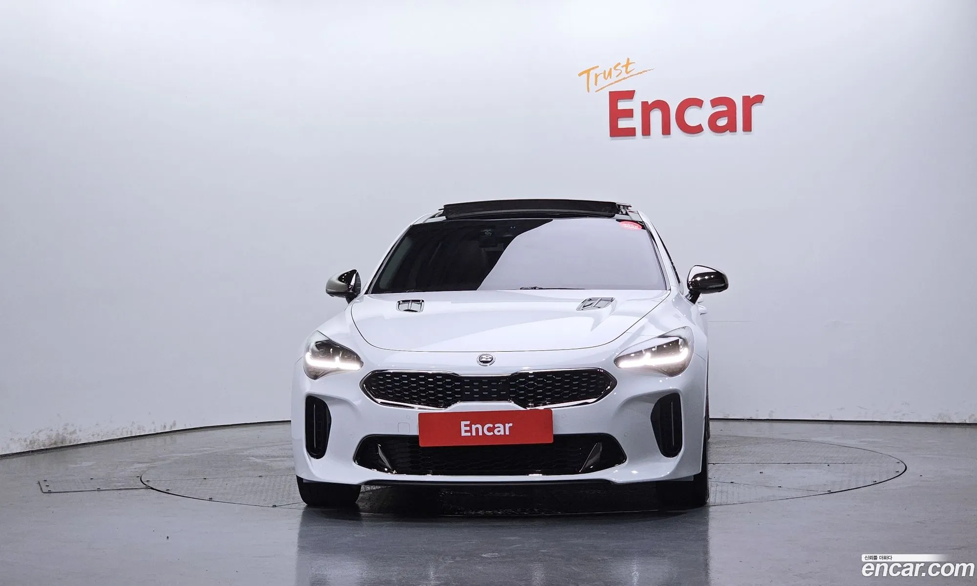 Kia Stinger 2018 — 27