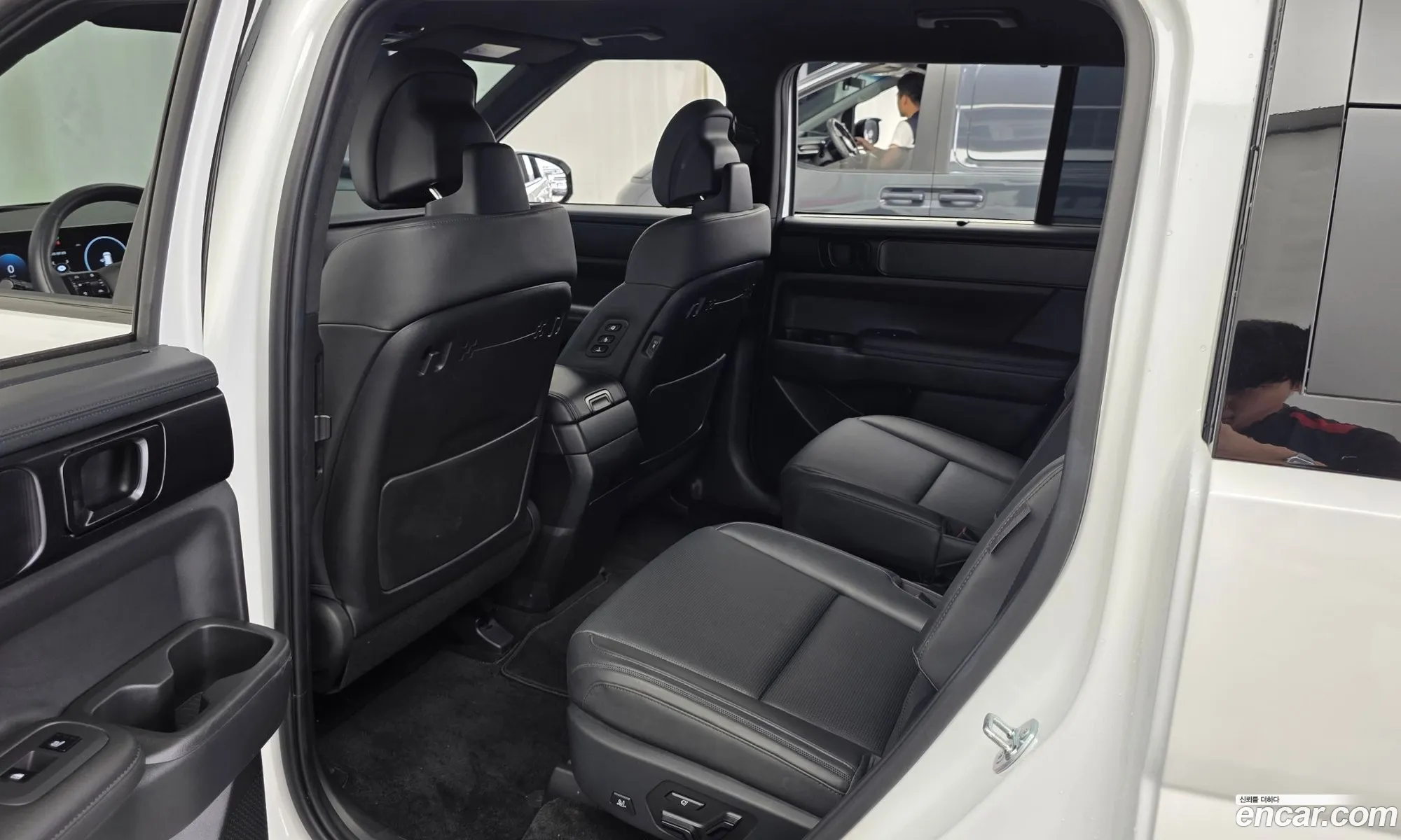 Hyundai Santa Fe 2024 — 30