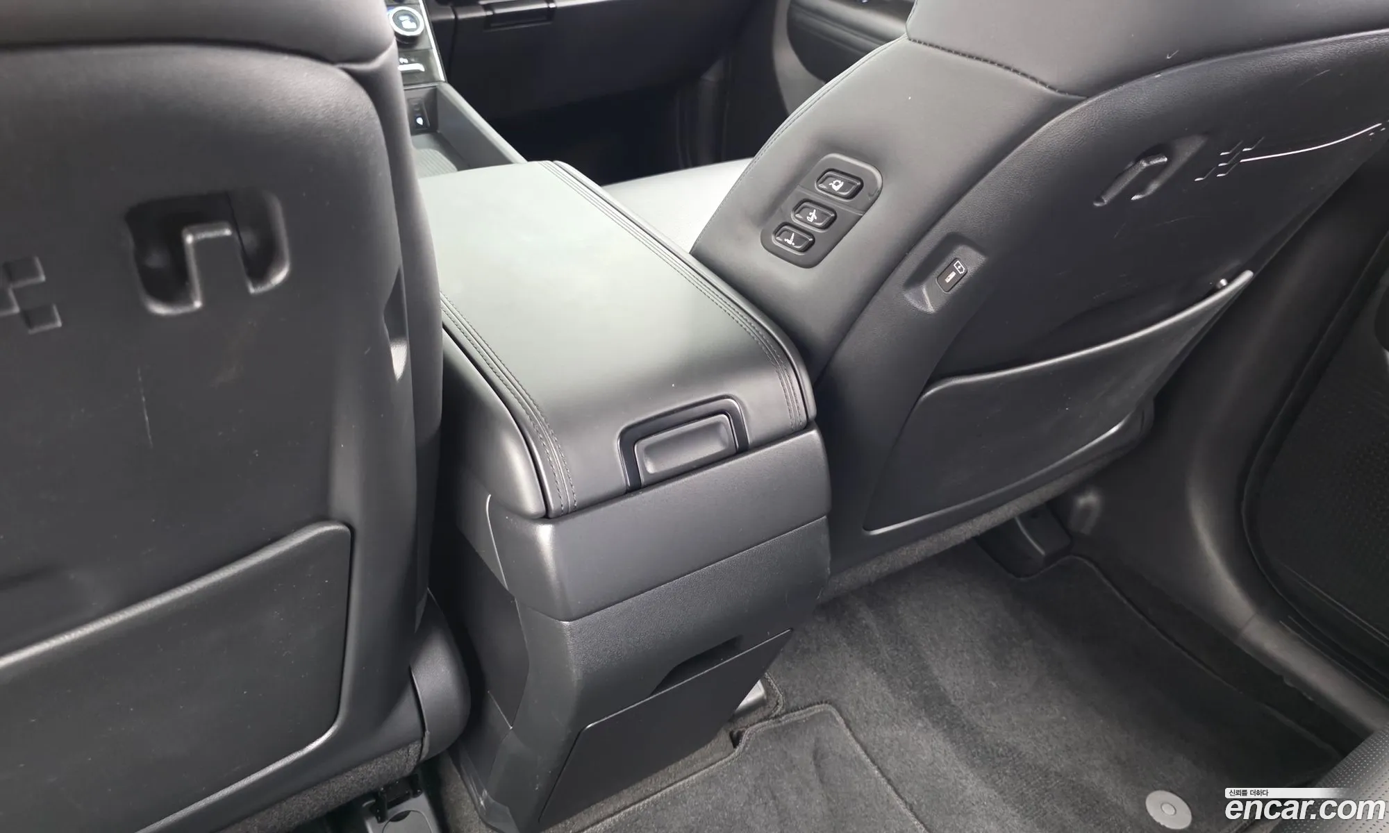 Hyundai Santa Fe 2024 — 34
